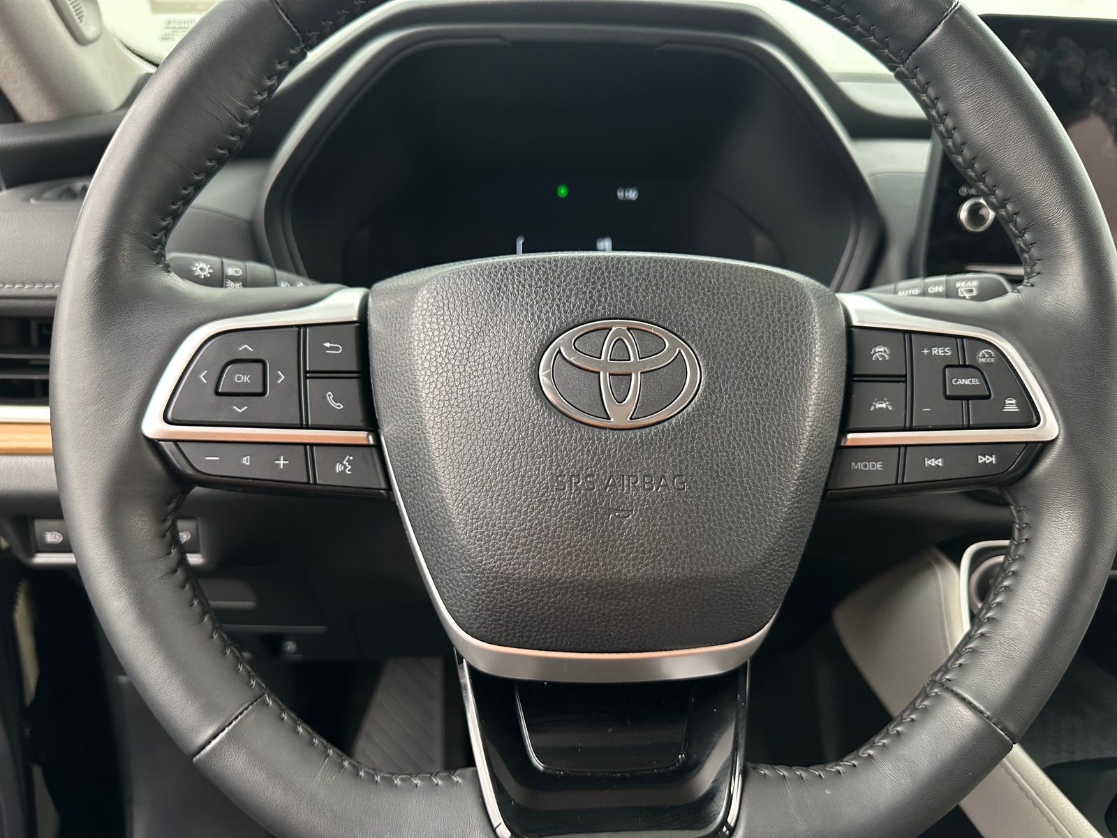 Thumbnail: 2024 Toyota Grand Highlander - 4