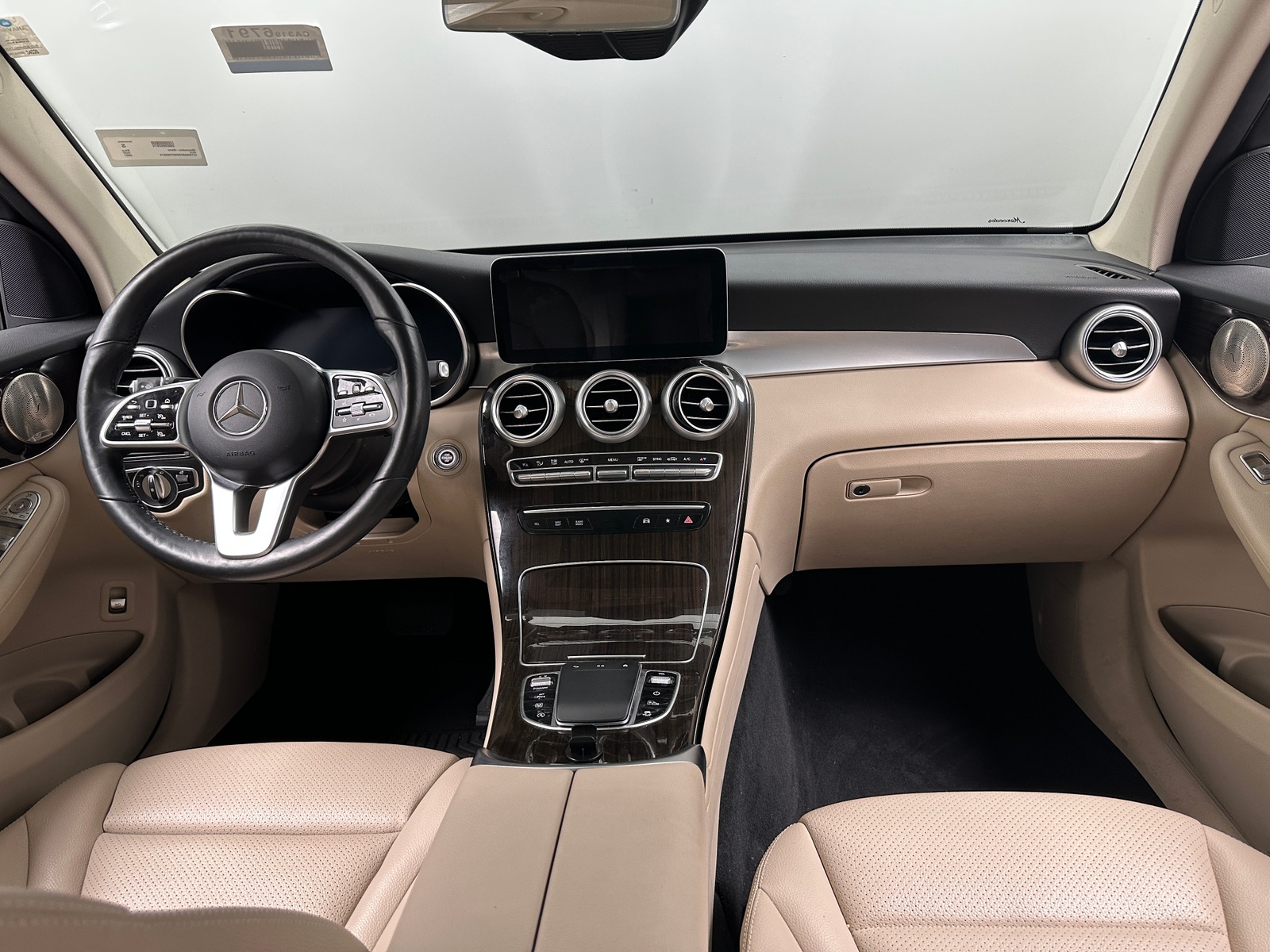 Thumbnail: 2021 Mercedes-Benz GLC - 2