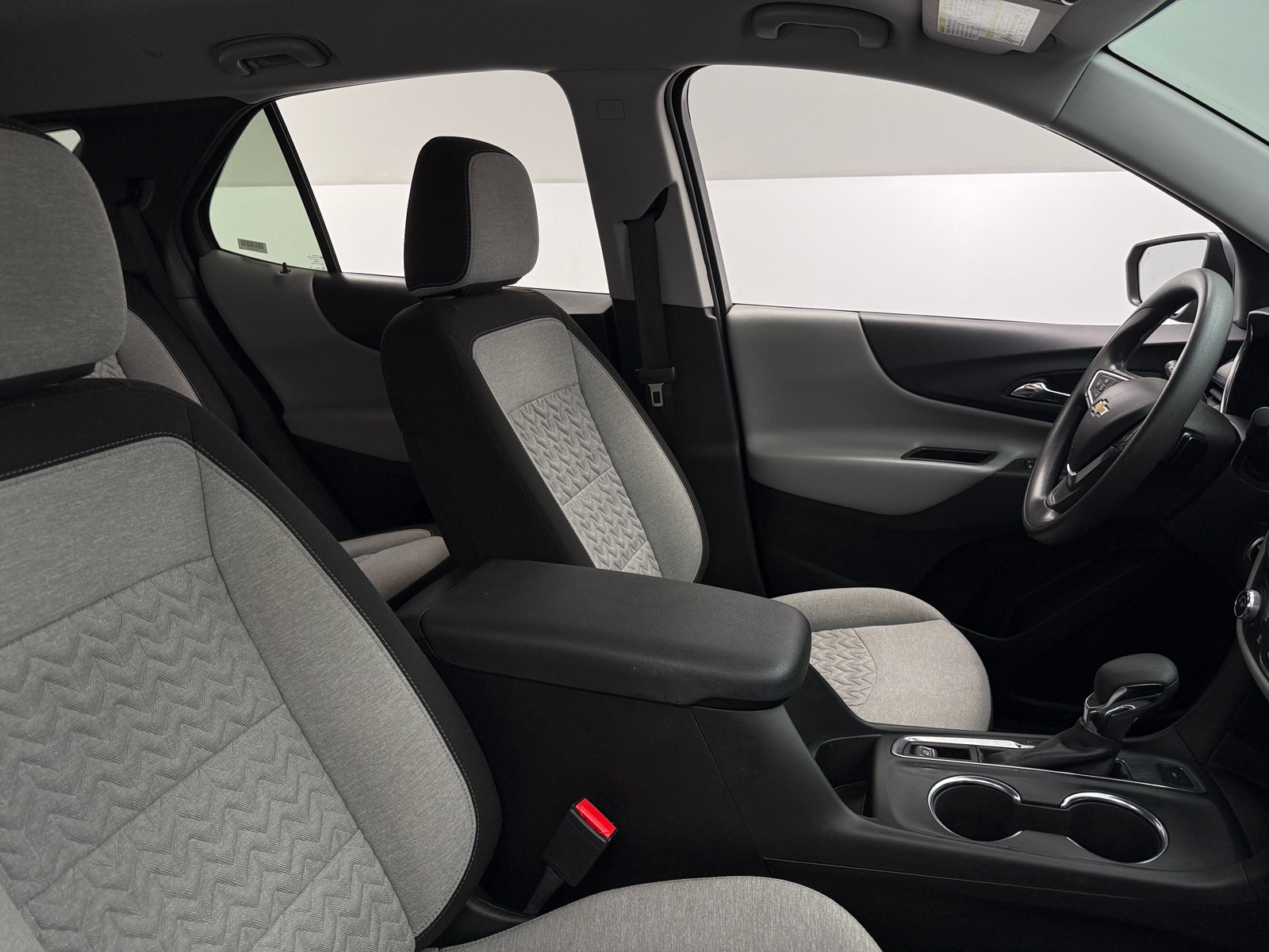 Thumbnail: 2023 Chevrolet Equinox - 2