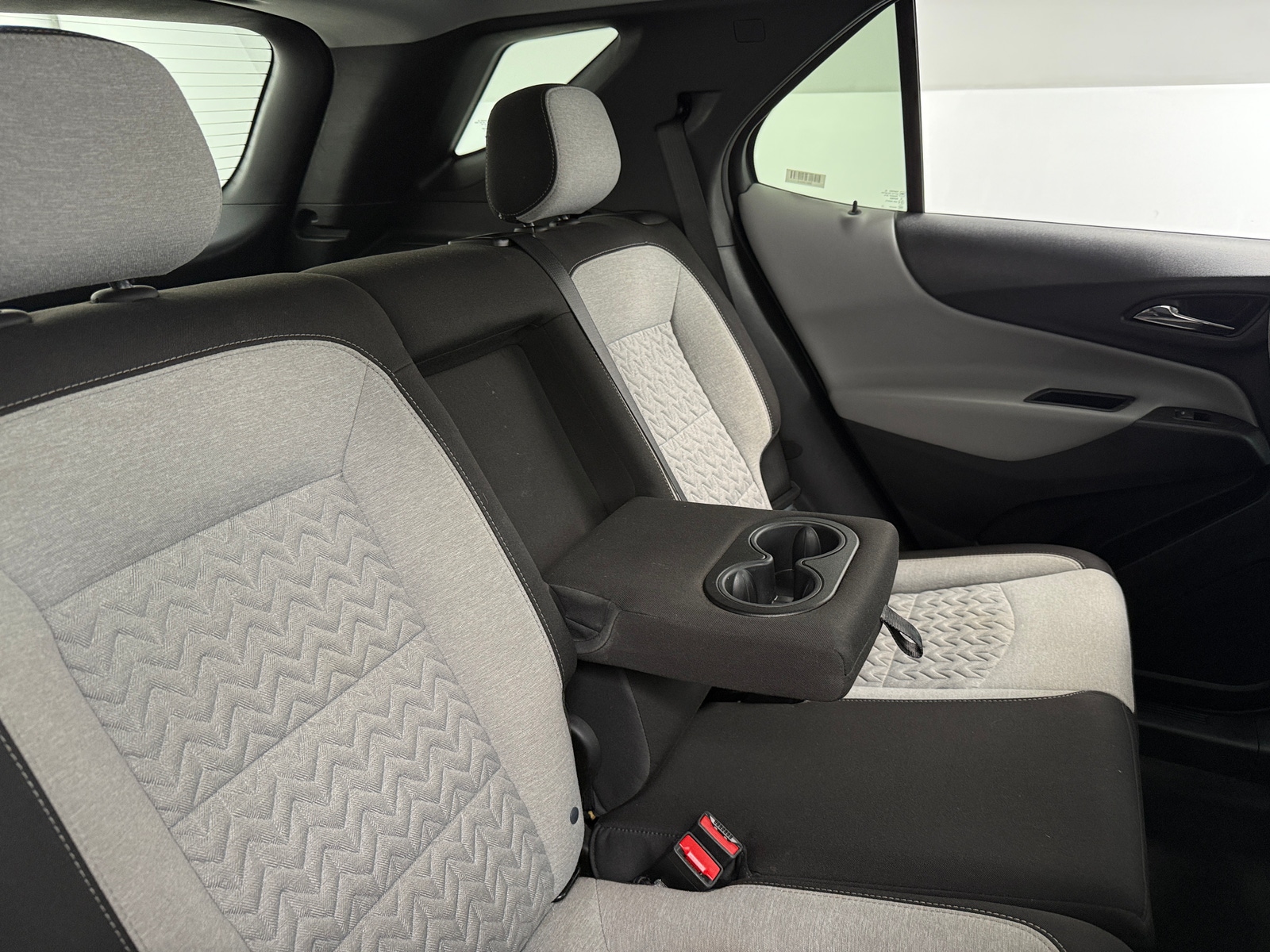 Thumbnail: 2023 Chevrolet Equinox - 6
