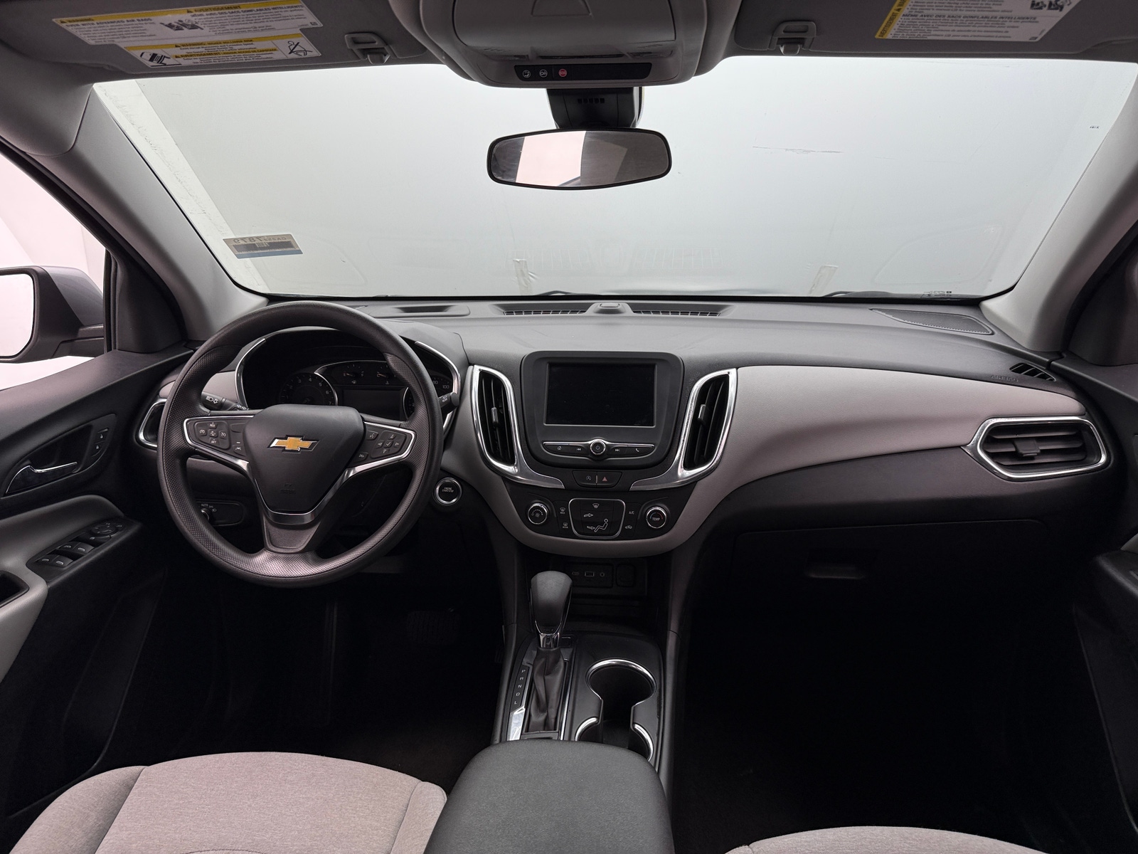 Thumbnail: 2023 Chevrolet Equinox - 3