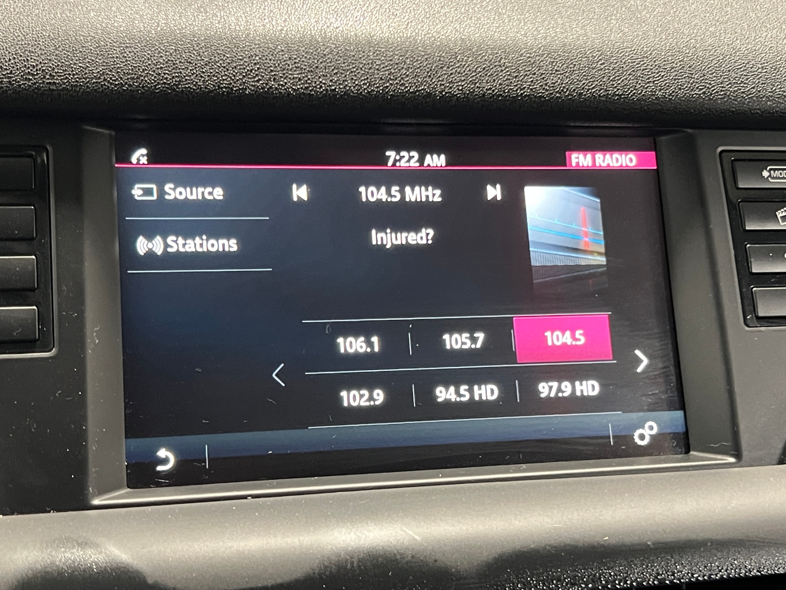 Thumbnail: 2019 Land Rover Discovery Sport - 3