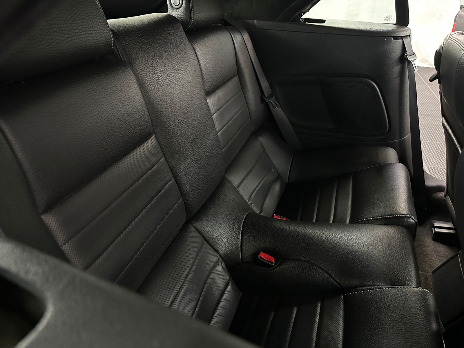 Thumbnail: 2012 Ford Mustang - 6