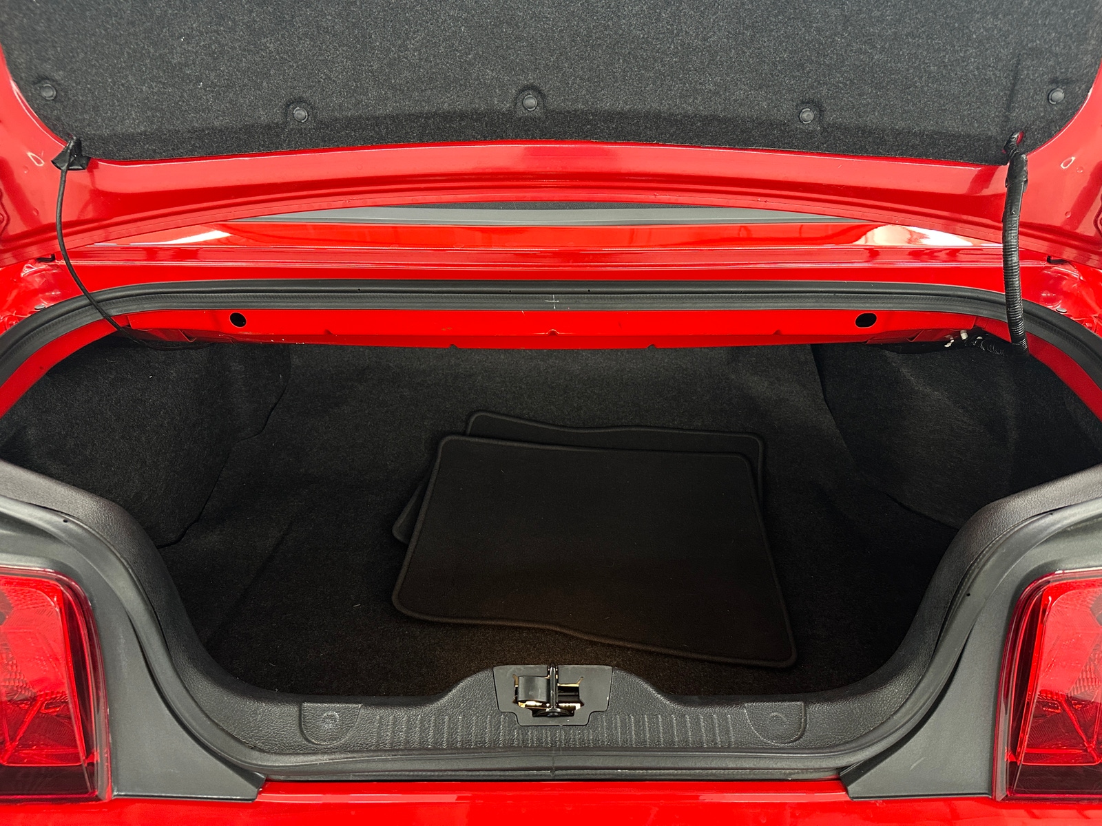 Thumbnail: 2012 Ford Mustang - 7