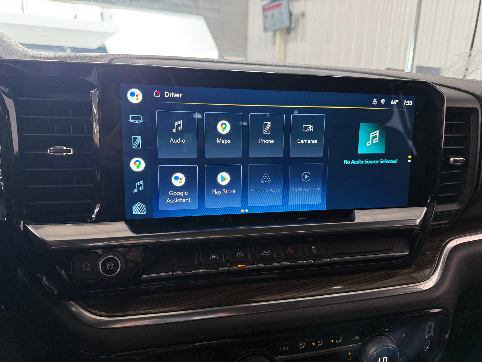 Thumbnail: 2022 Chevrolet Silverado 1500 - 4