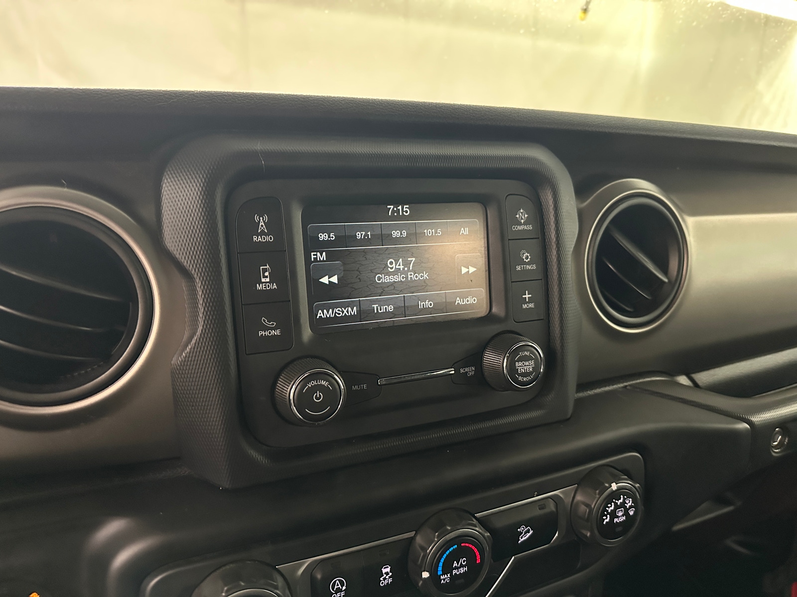 Thumbnail: 2018 Jeep Wrangler - 4
