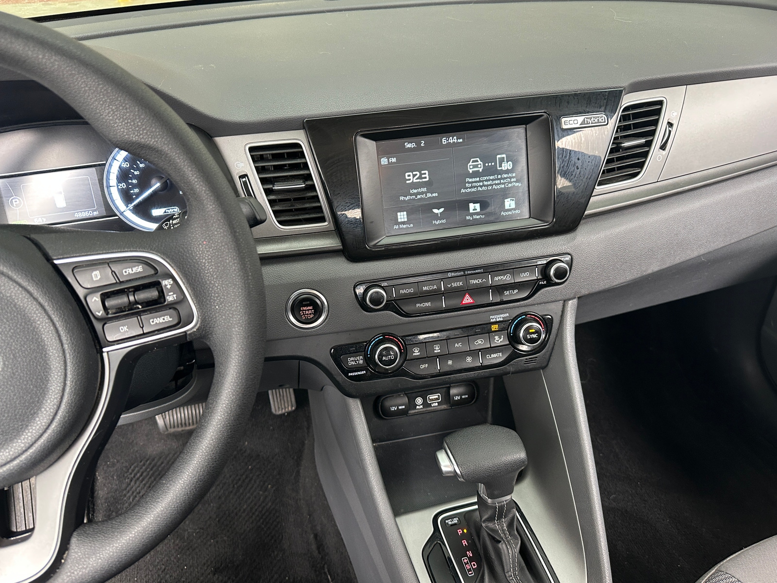 Thumbnail: 2019 Kia Niro - 3