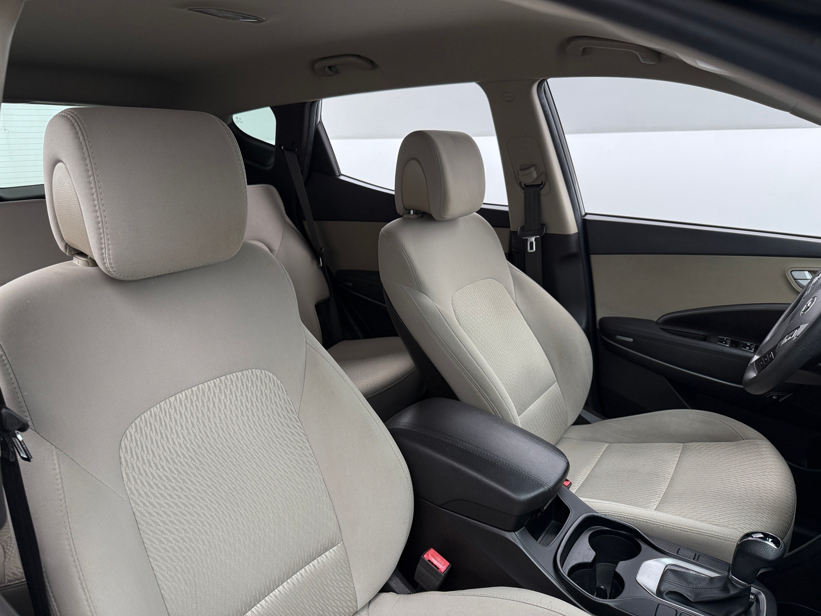 Thumbnail: 2017 Hyundai Santa Fe - 2