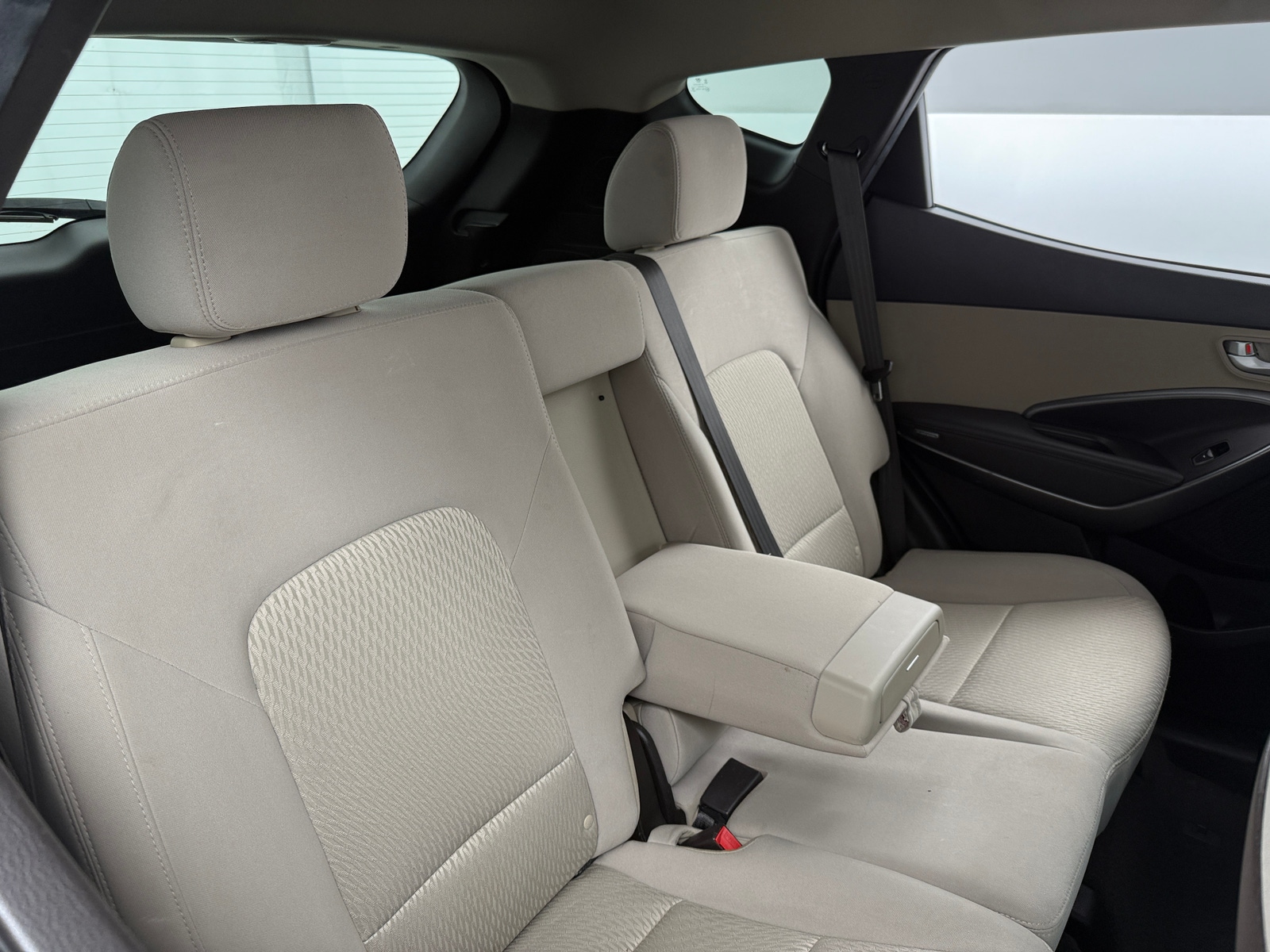 Thumbnail: 2017 Hyundai Santa Fe - 6