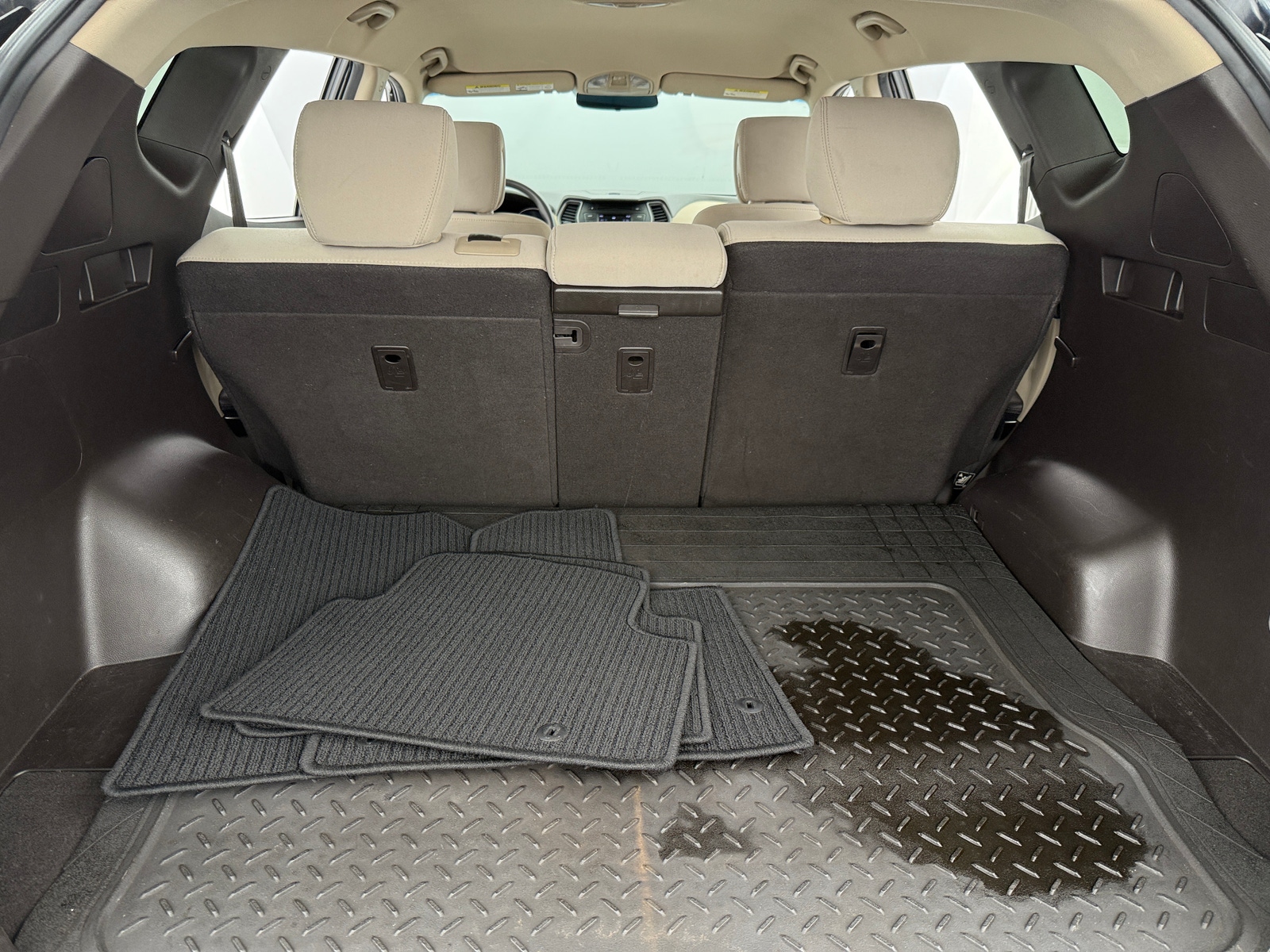 Thumbnail: 2017 Hyundai Santa Fe - 7