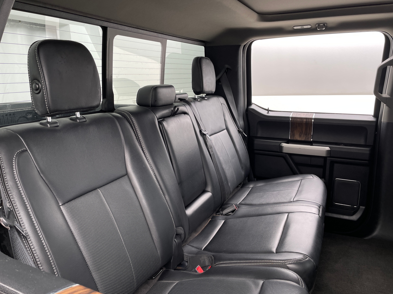 Thumbnail: 2019 Ford Econoline - 5