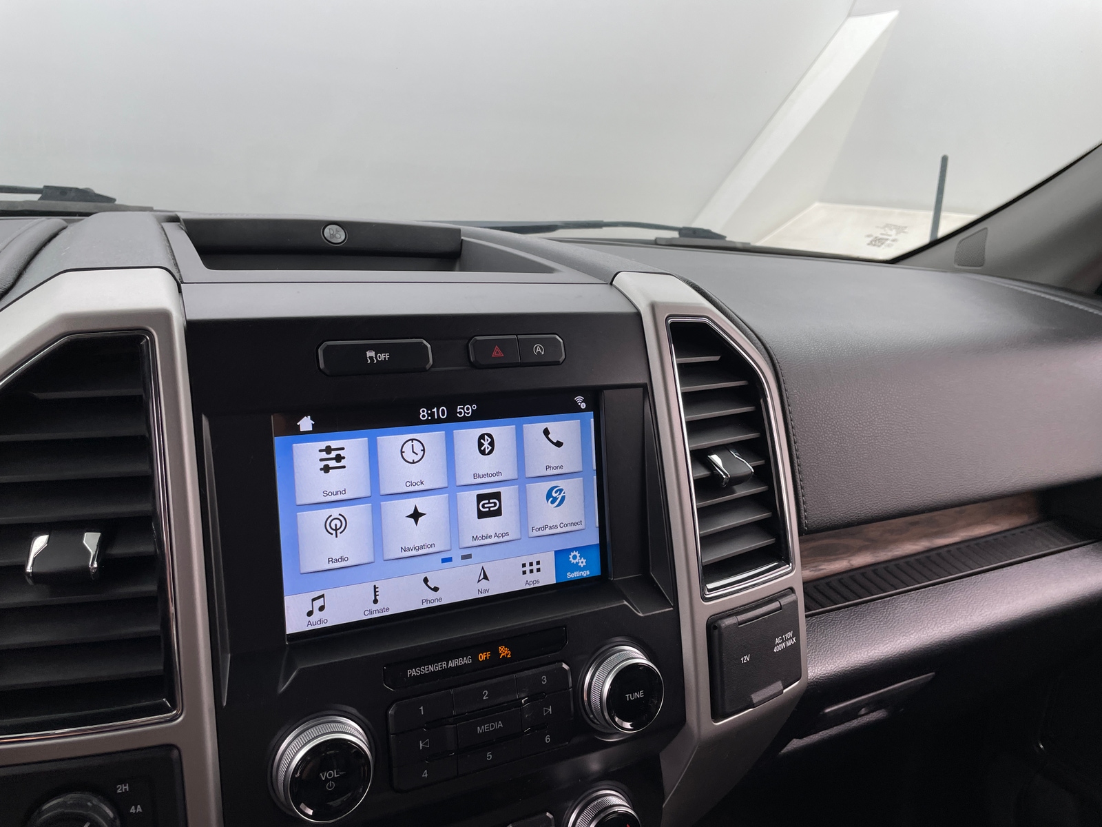 Thumbnail: 2019 Ford Econoline - 3