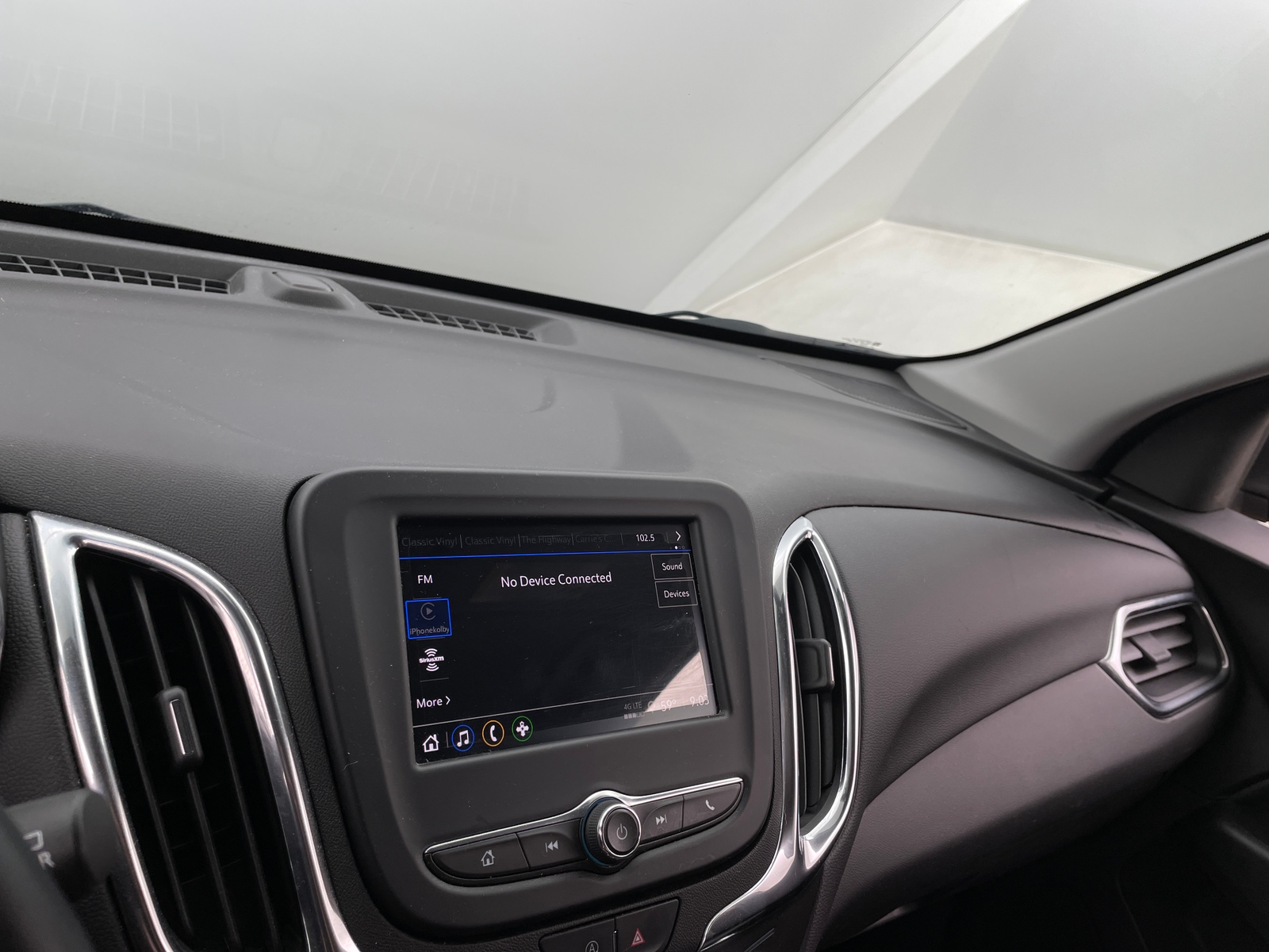 Thumbnail: 2023 Chevrolet Equinox - 4