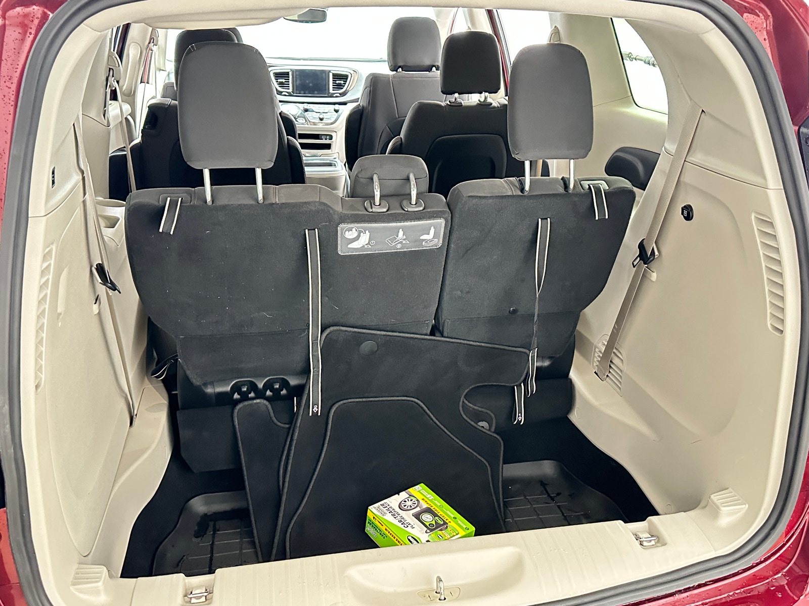 Thumbnail: 2019 Chrysler Pacifica - 7