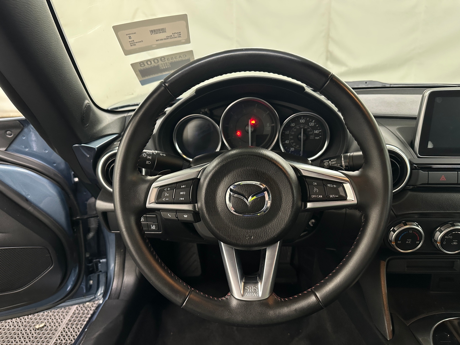 Thumbnail: 2016 Mazda MX-5 Miata - 4