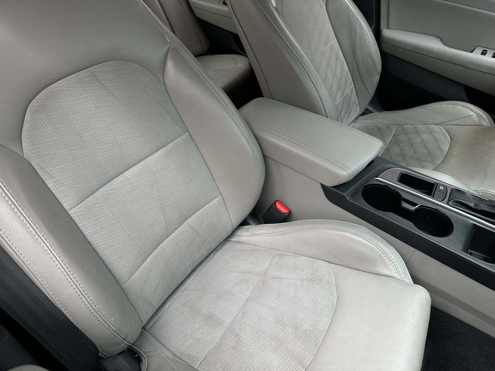 Thumbnail: 2015 Hyundai Sonata - 2