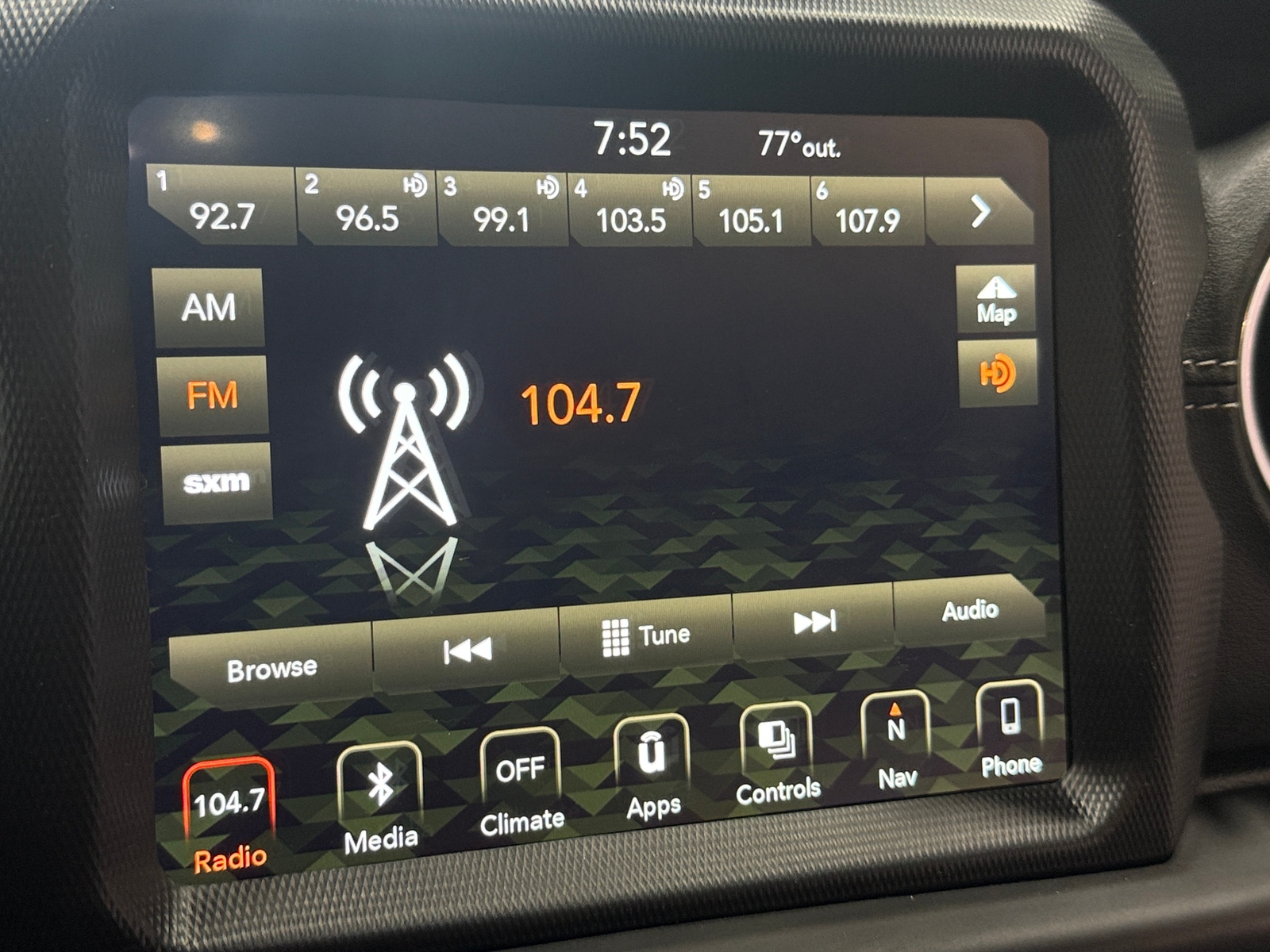 Thumbnail: 2019 Jeep Wrangler - 3
