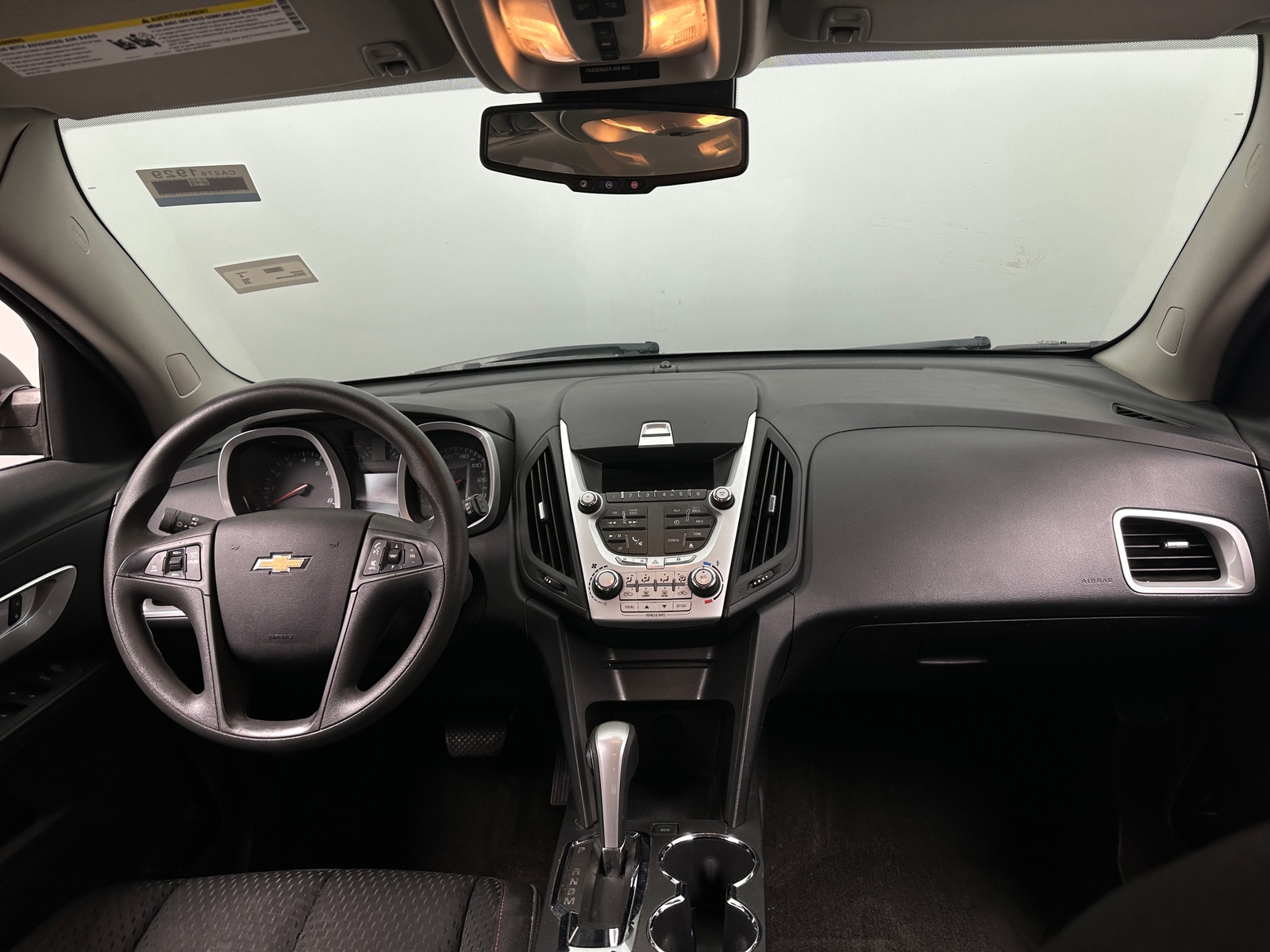 Thumbnail: 2015 Chevrolet Equinox - 3