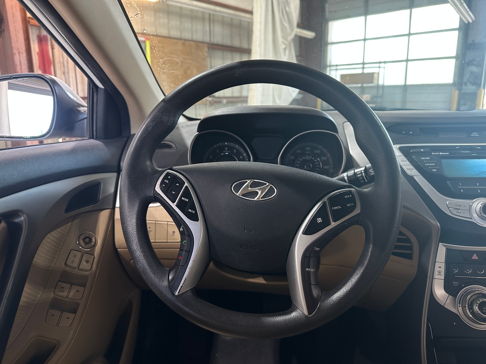 Thumbnail: 2012 Hyundai Elantra - 5