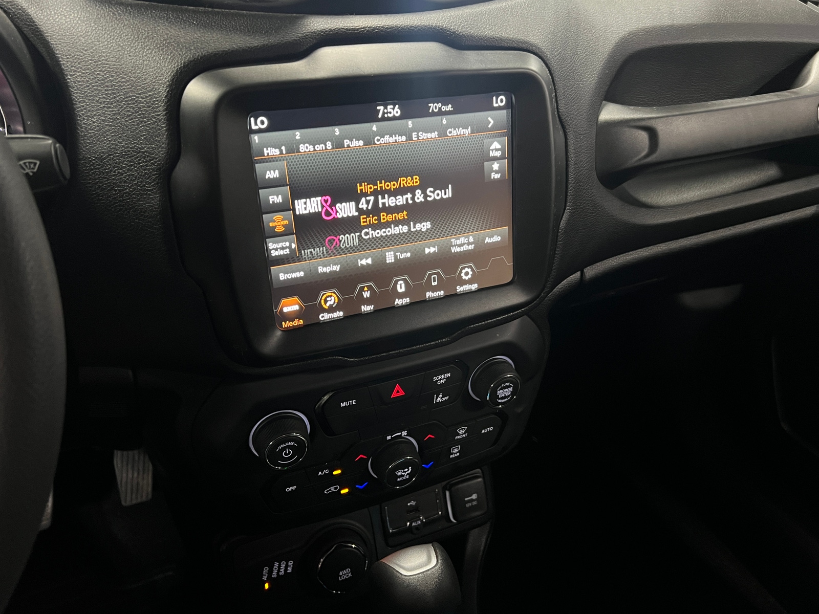 Thumbnail: 2023 Jeep Renegade - 4