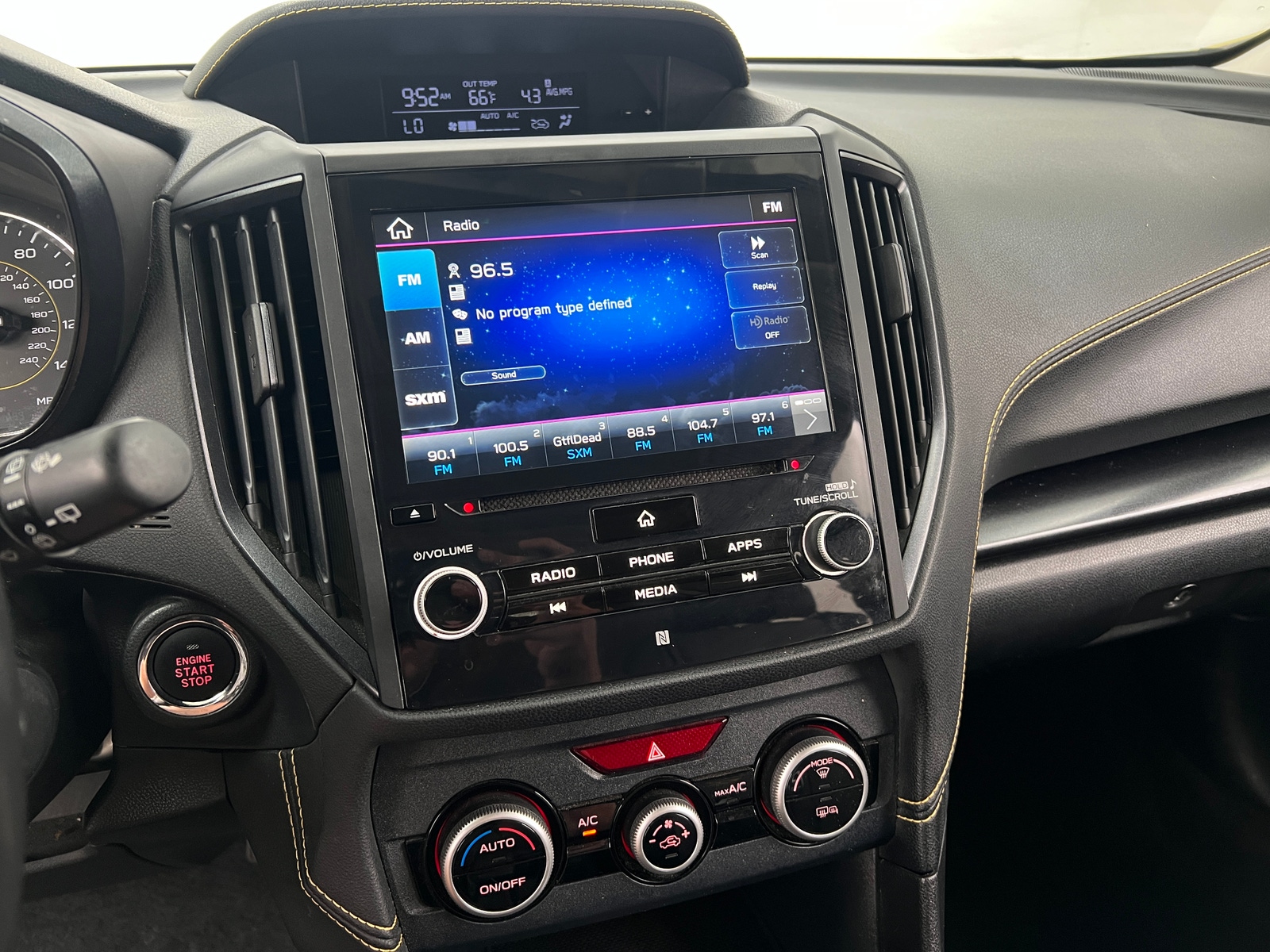 Thumbnail: 2021 Subaru Crosstrek - 3