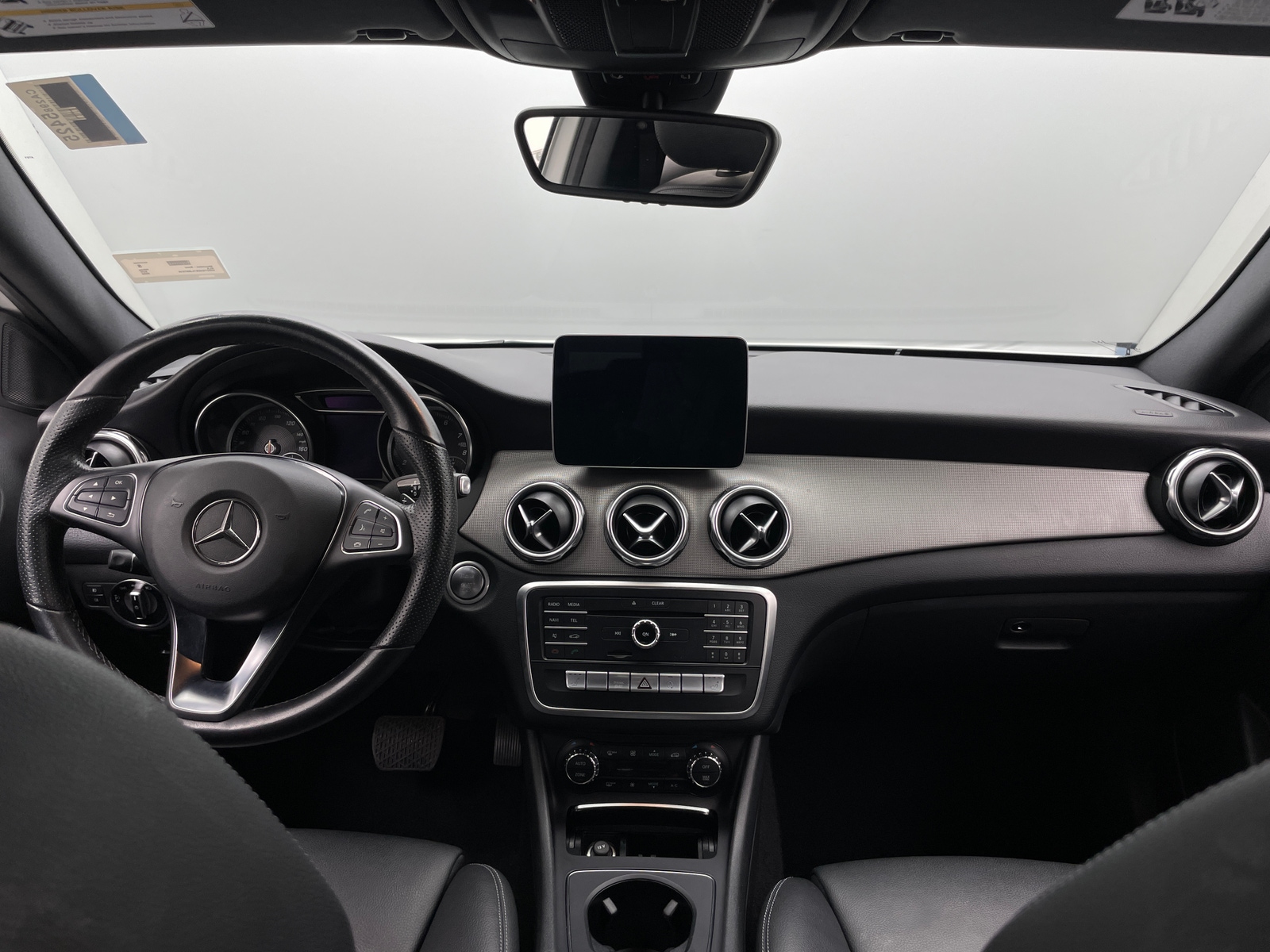 Thumbnail: 2020 Mercedes-Benz GLA - 2
