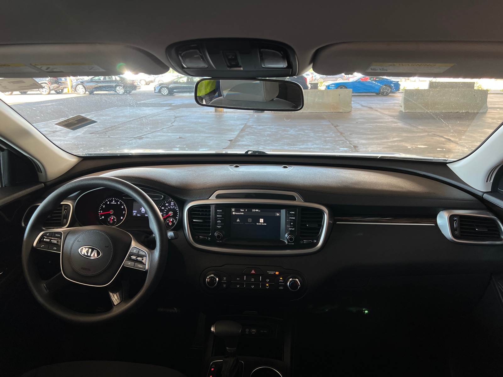 Thumbnail: 2020 Kia Sorento - 3