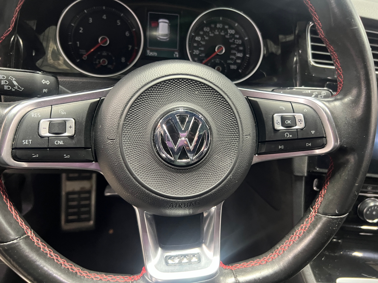 Thumbnail: 2018 Volkswagen Golf - 5