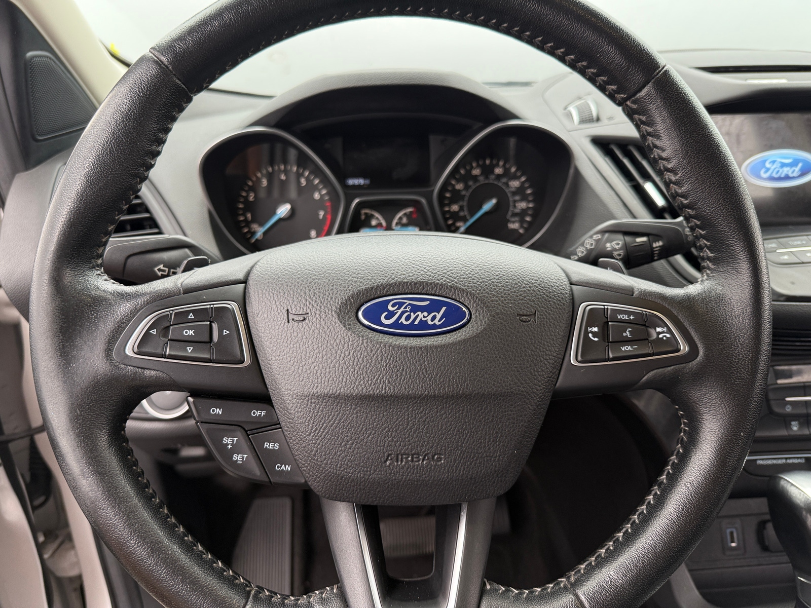 Thumbnail: 2017 Ford Escape - 4