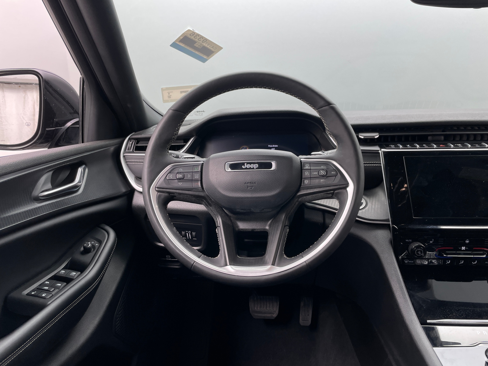 Thumbnail: 2024 Jeep Grand Cherokee - 5