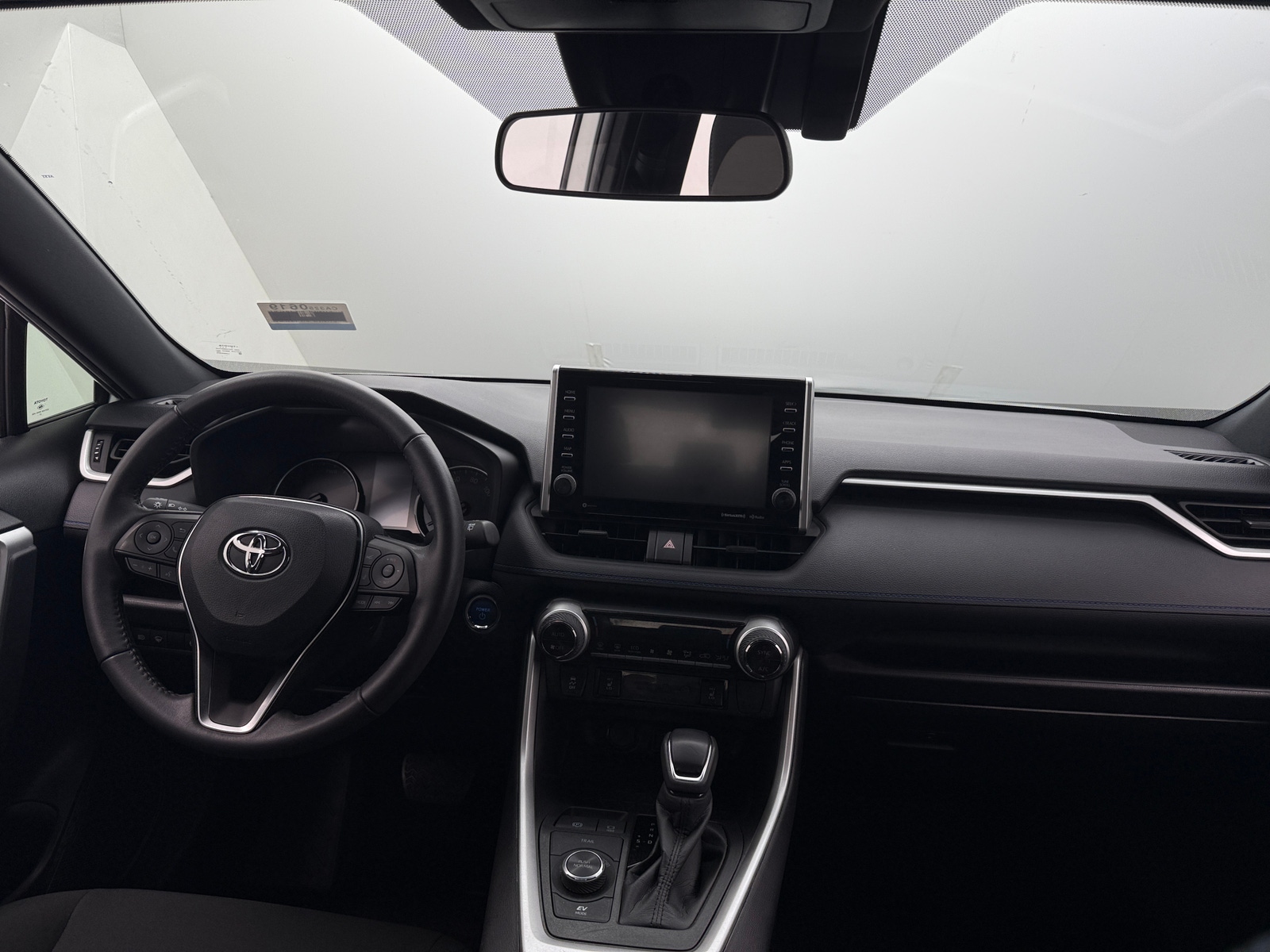 Thumbnail: 2022 Toyota RAV4 - 3