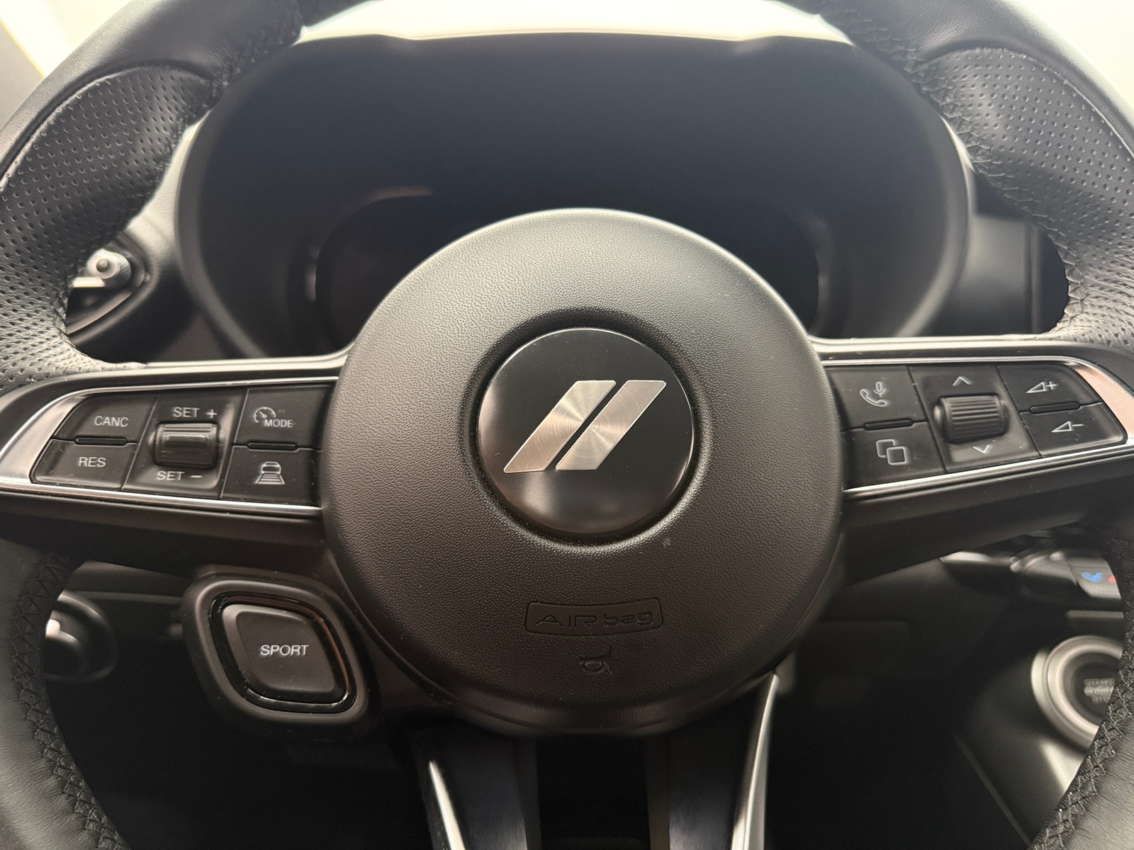 Thumbnail: 2024 Dodge Hornet - 5