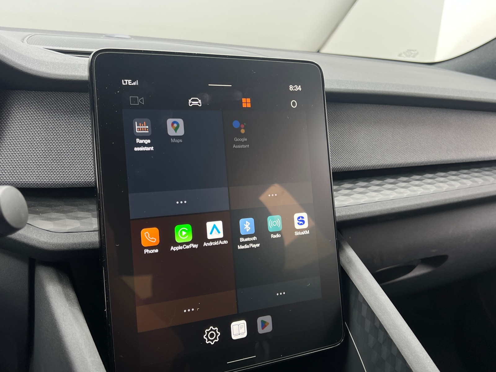 Thumbnail: 2022 Polestar 2 - 4