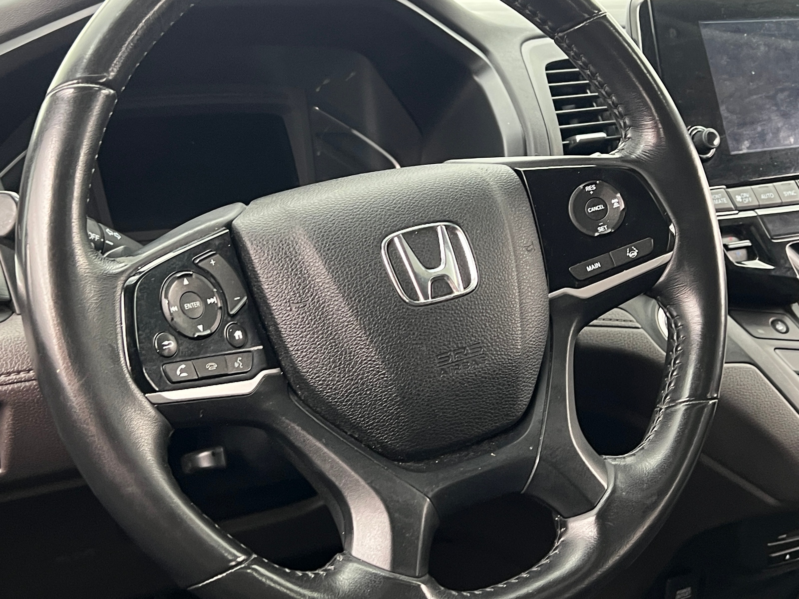 Thumbnail: 2018 Honda Odyssey - 4
