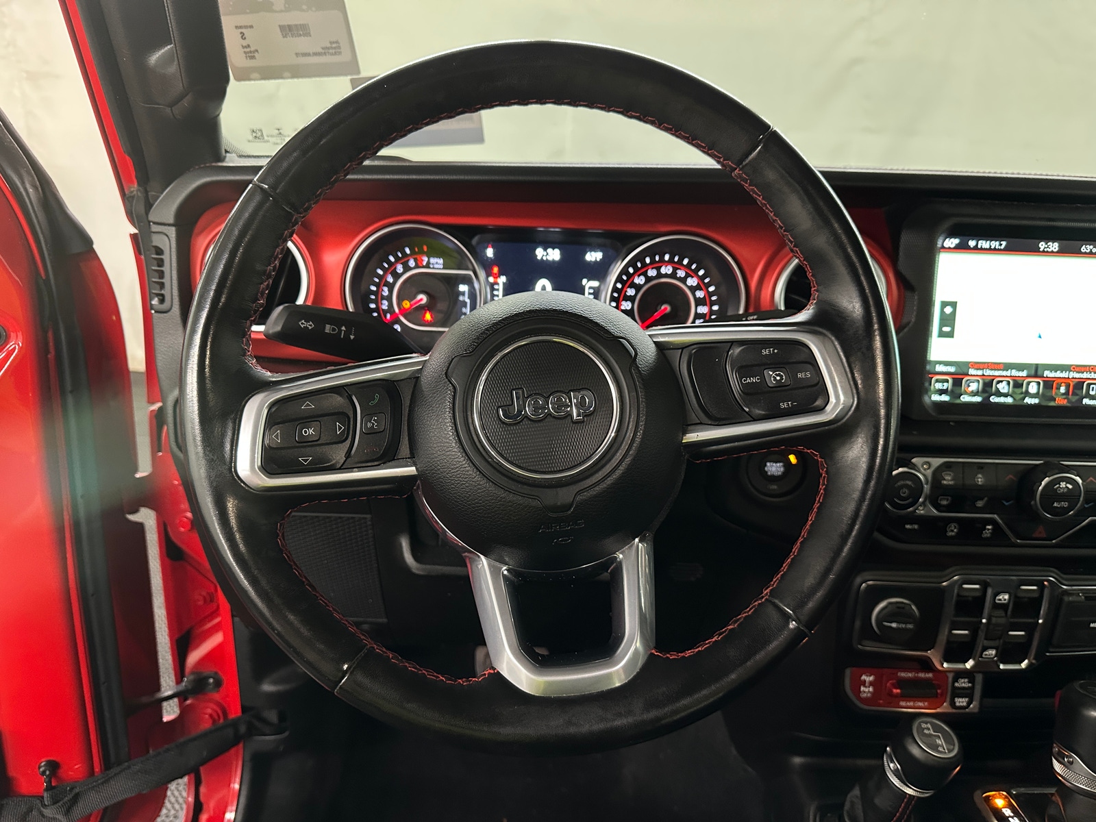 Thumbnail: 2021 Jeep Gladiator - 4