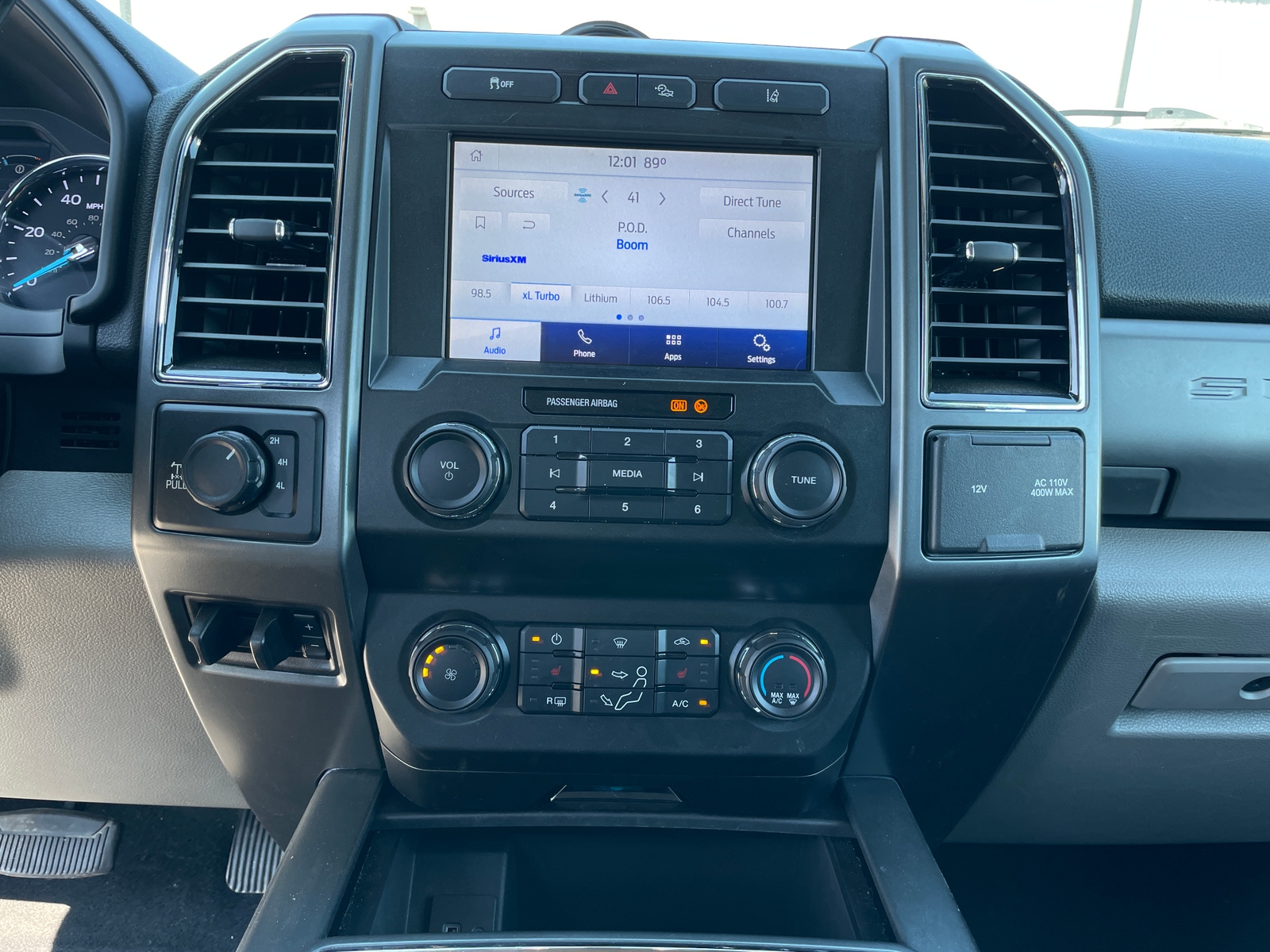 Thumbnail: 2020 Ford Econoline - 4