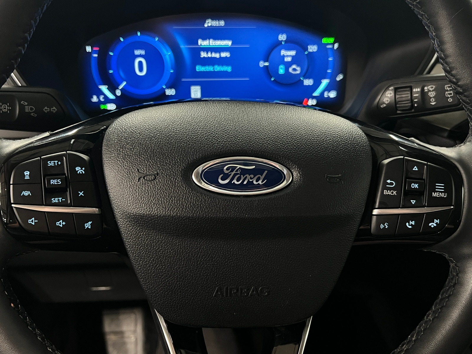 Thumbnail: 2021 Ford Escape - 4