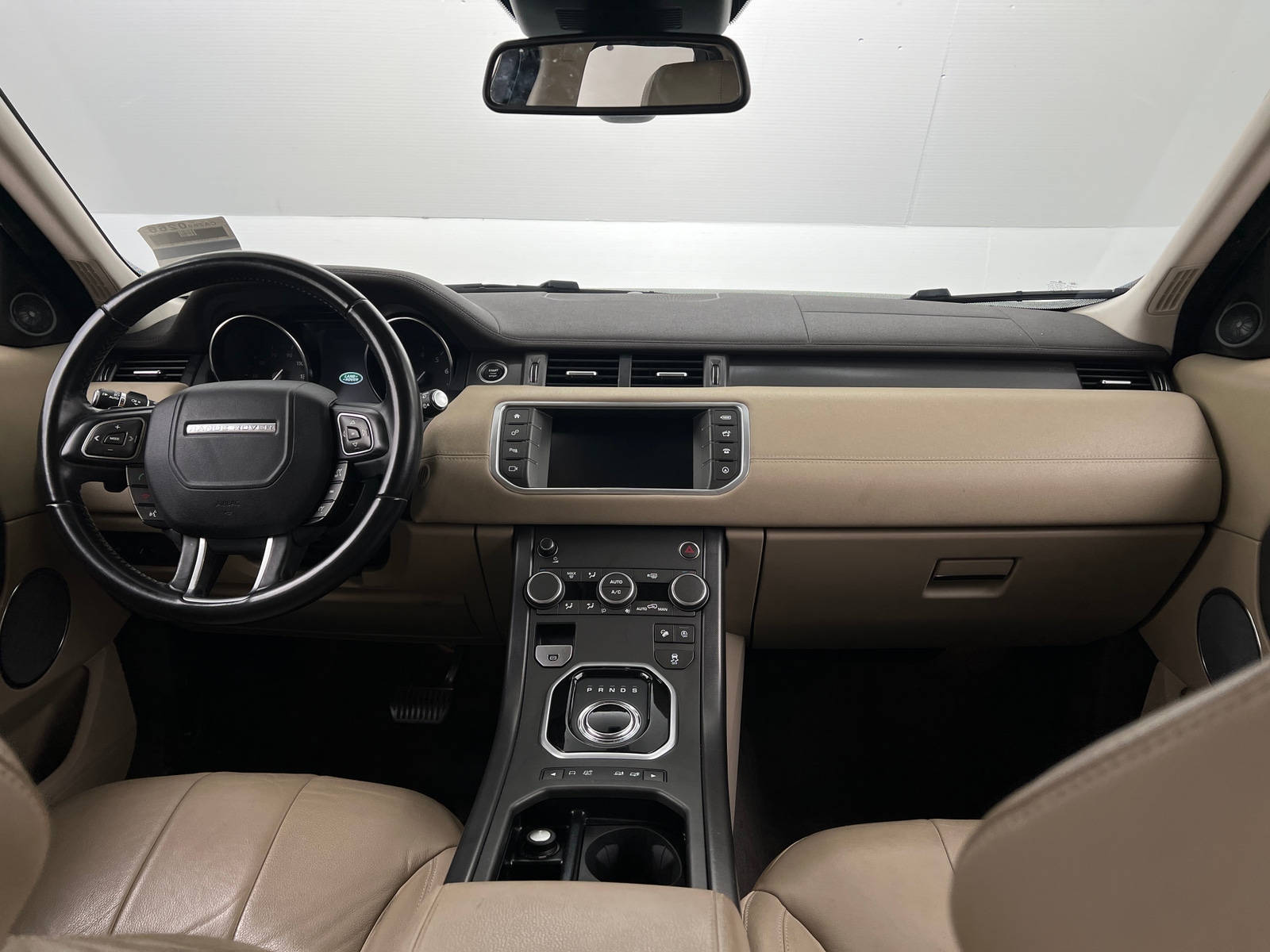 Thumbnail: 2018 Land Rover Range Rover Evoque - 2