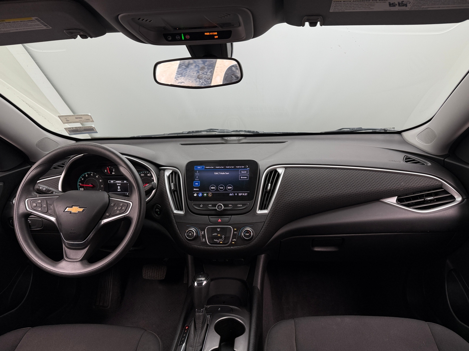 Thumbnail: 2019 Chevrolet Malibu - 3