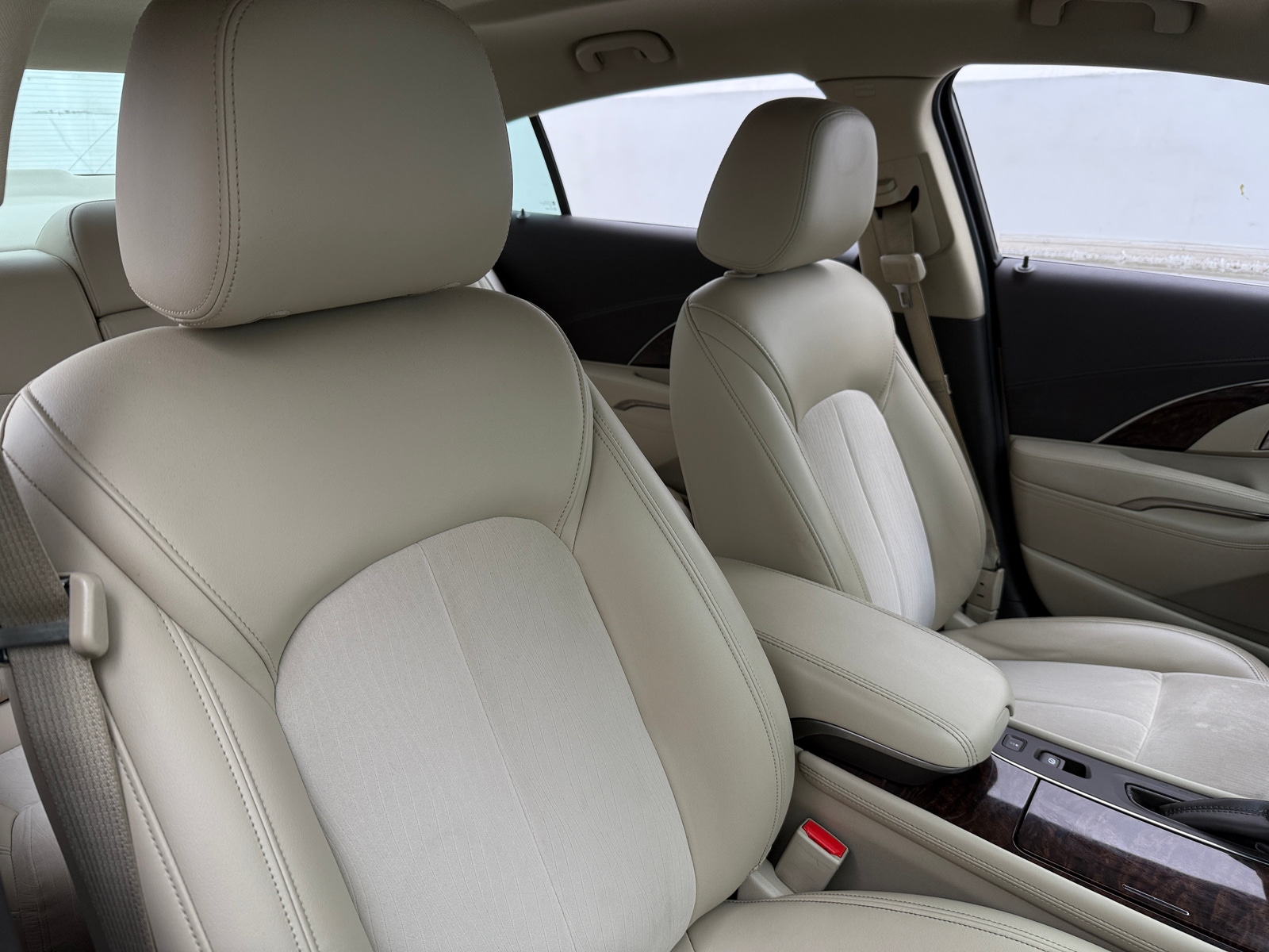 Thumbnail: 2015 Buick LaCrosse - 2