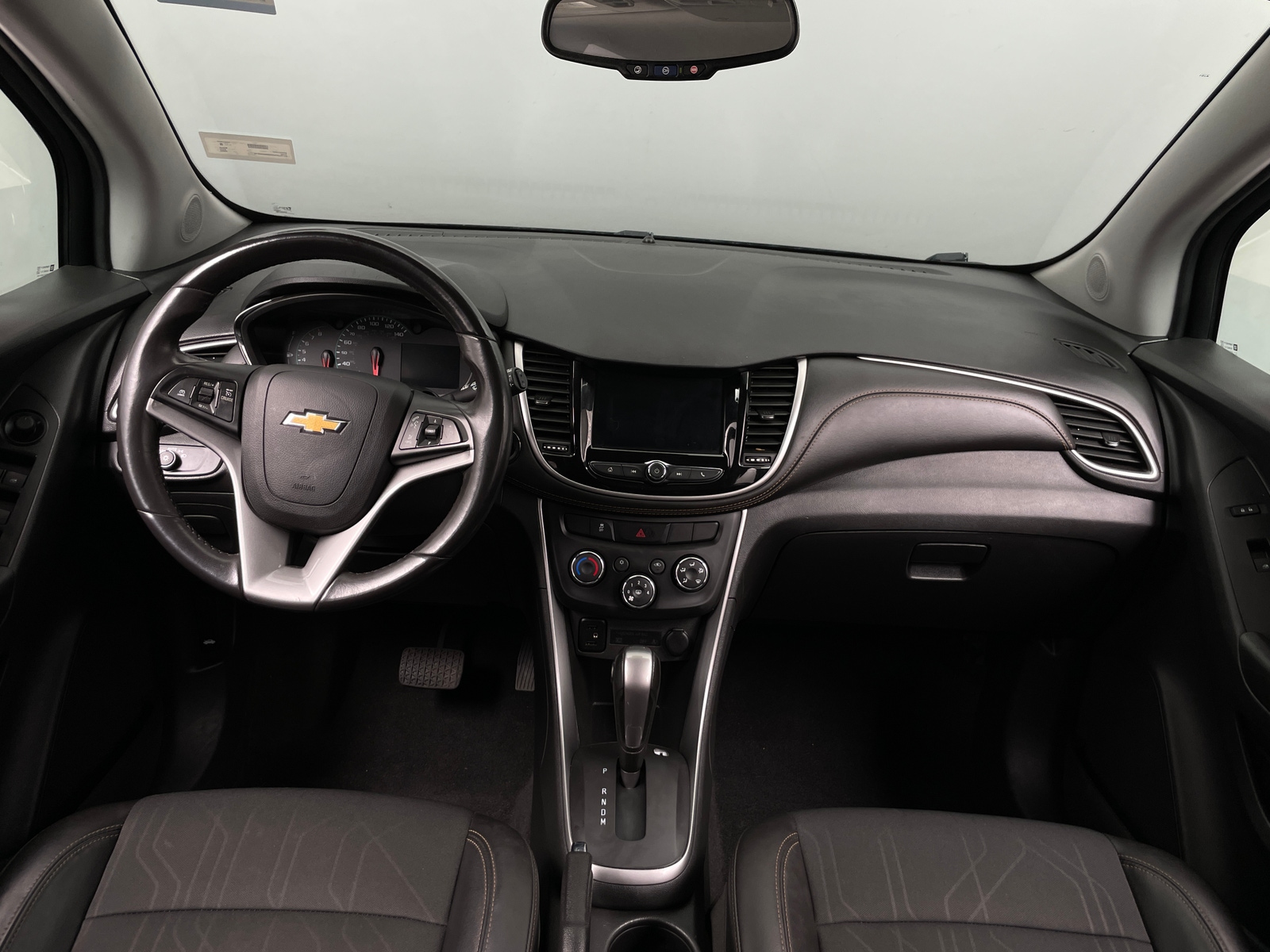 Thumbnail: 2022 Chevrolet Trax - 3