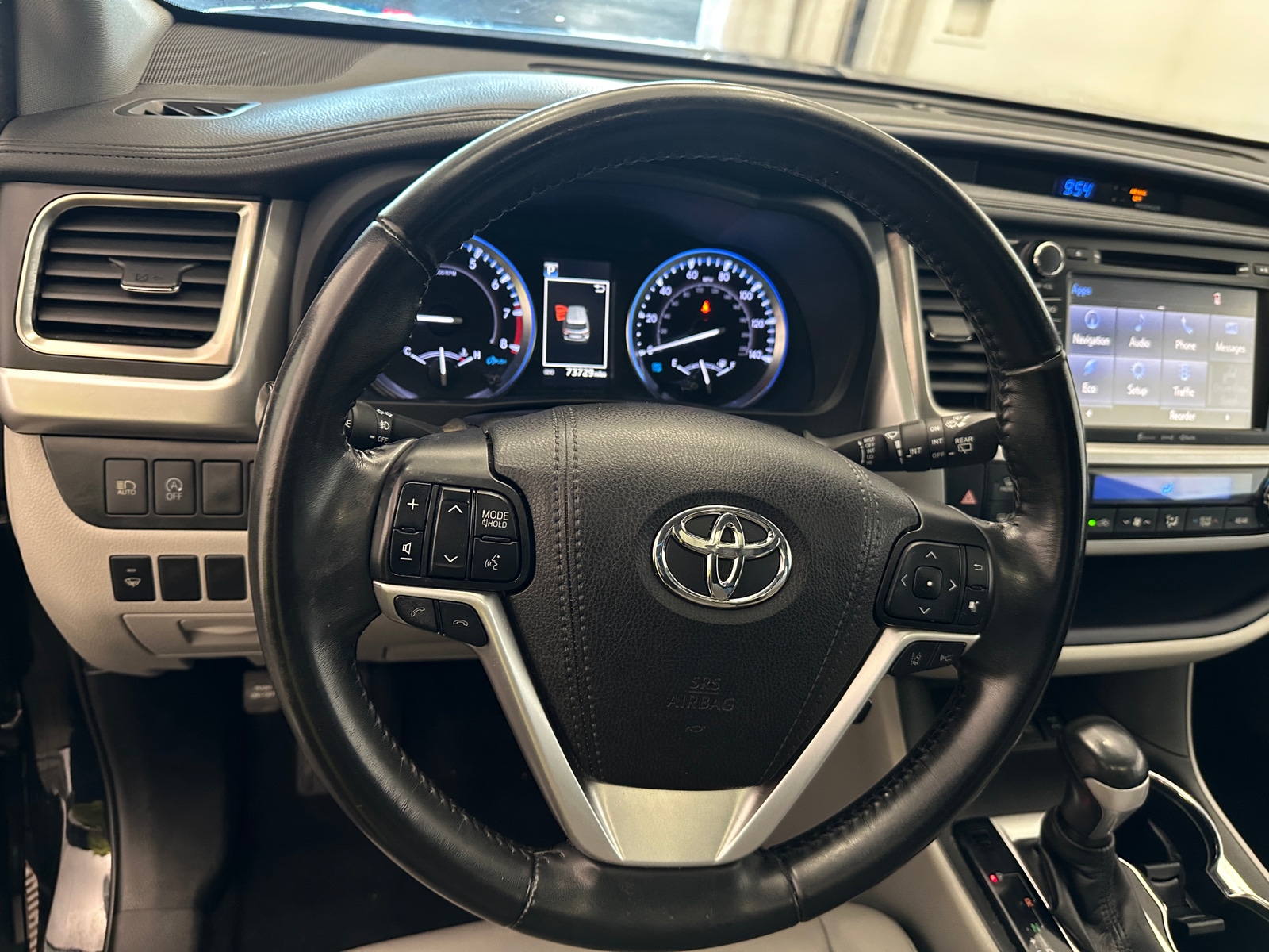 Thumbnail: 2019 Toyota Highlander - 4