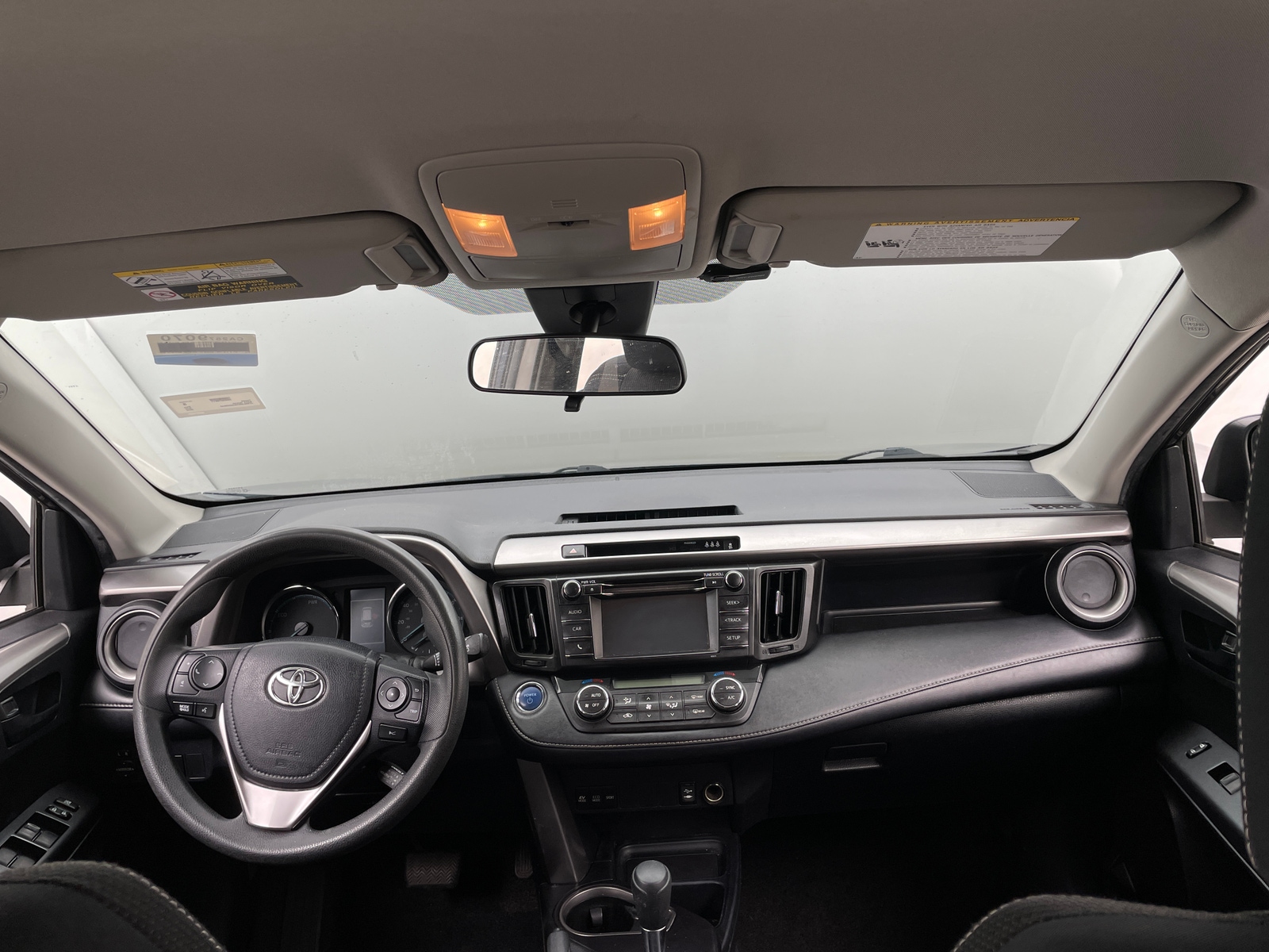 Thumbnail: 2018 Toyota RAV4 - 3