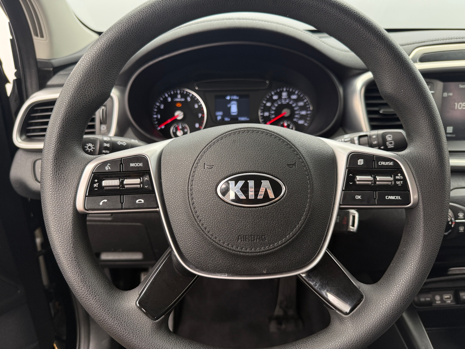 Thumbnail: 2020 Kia Sorento - 5