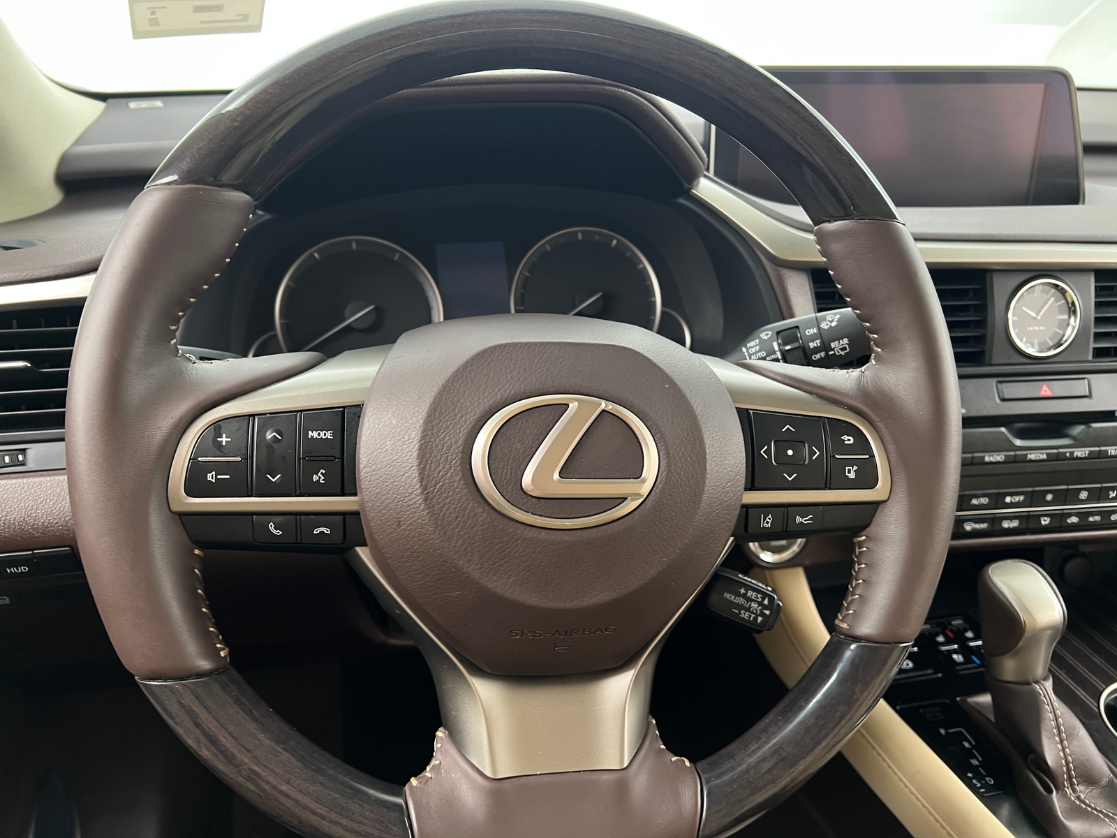 Thumbnail: 2016 Lexus RX - 4