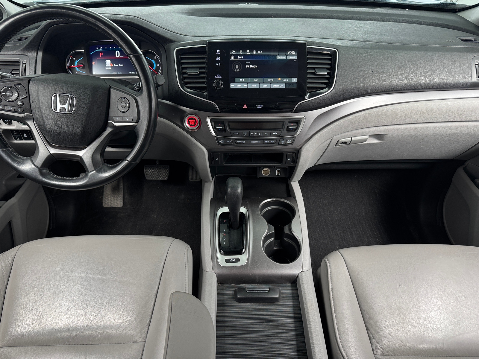 Thumbnail: 2019 Honda Pilot - 2