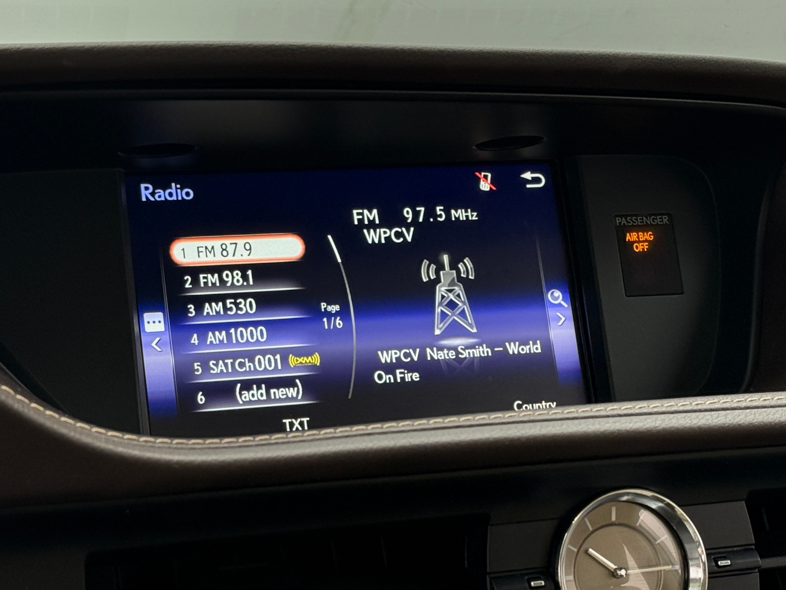 Thumbnail: 2018 Lexus ES - 3