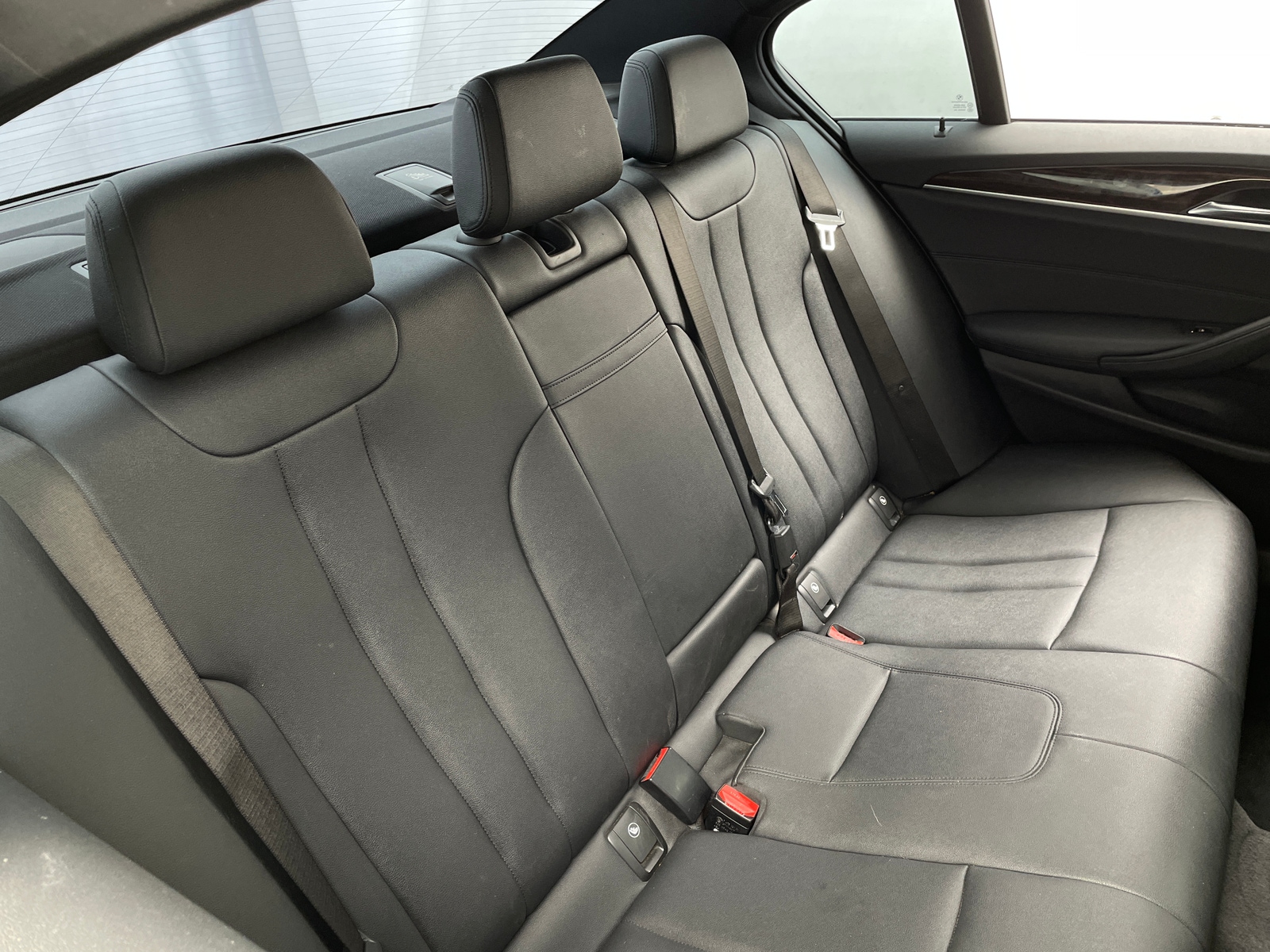 Thumbnail: 2017 BMW 5 Series - 5