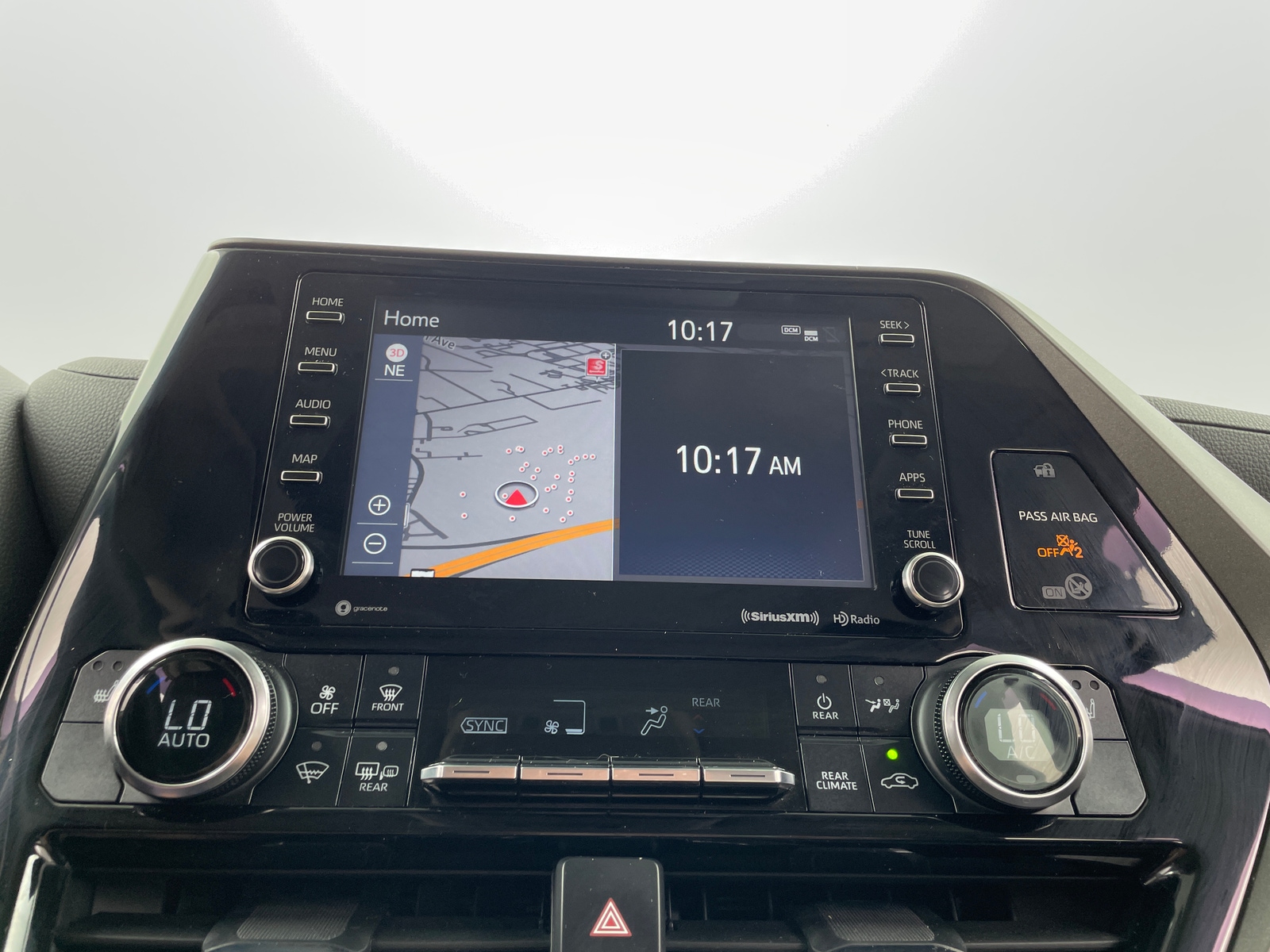 Thumbnail: 2022 Toyota Highlander - 3