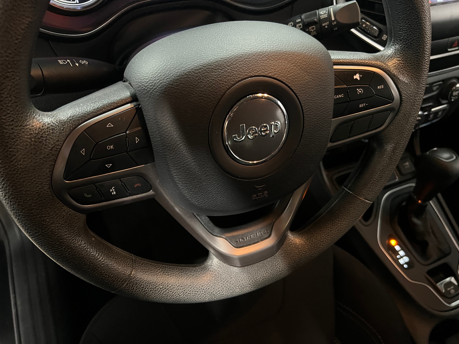 Thumbnail: 2021 Jeep Cherokee - 5